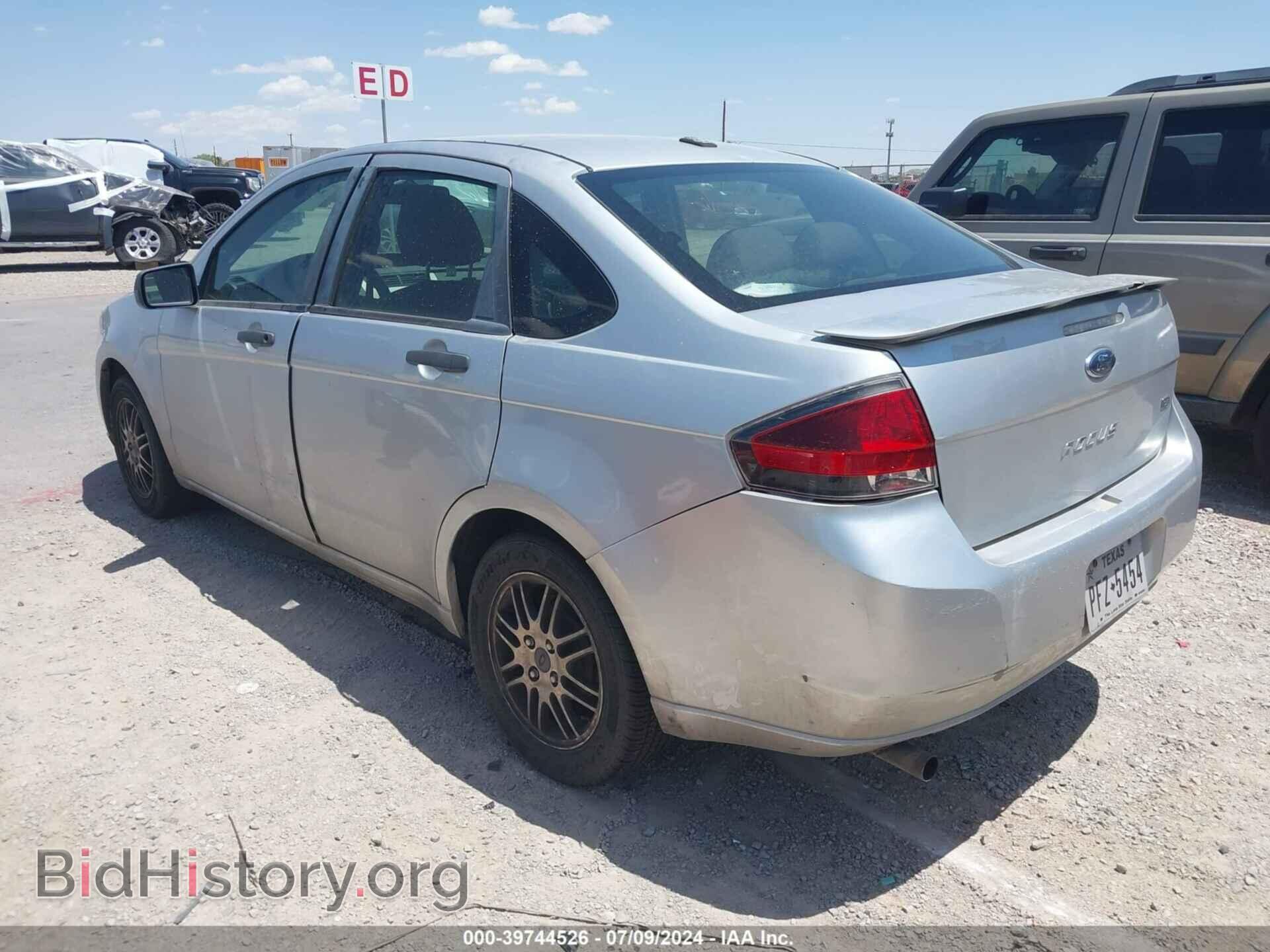 2010 FORD FOCUS - VIN: 1FAHP3FN1AW235532 - Фото 3