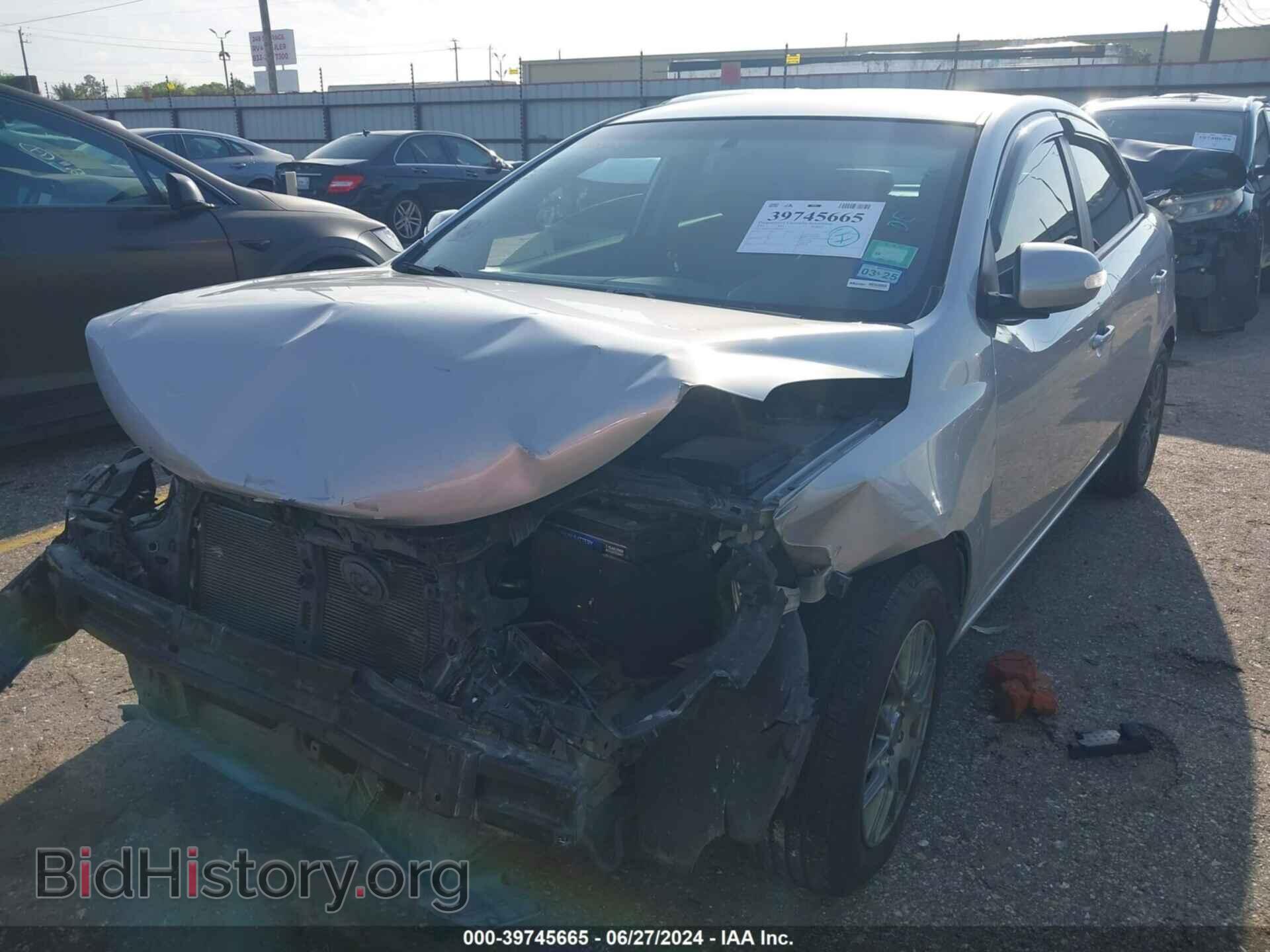 2010 KIA FORTE - VIN: KNAFU4A20A5848712 - Фото 2