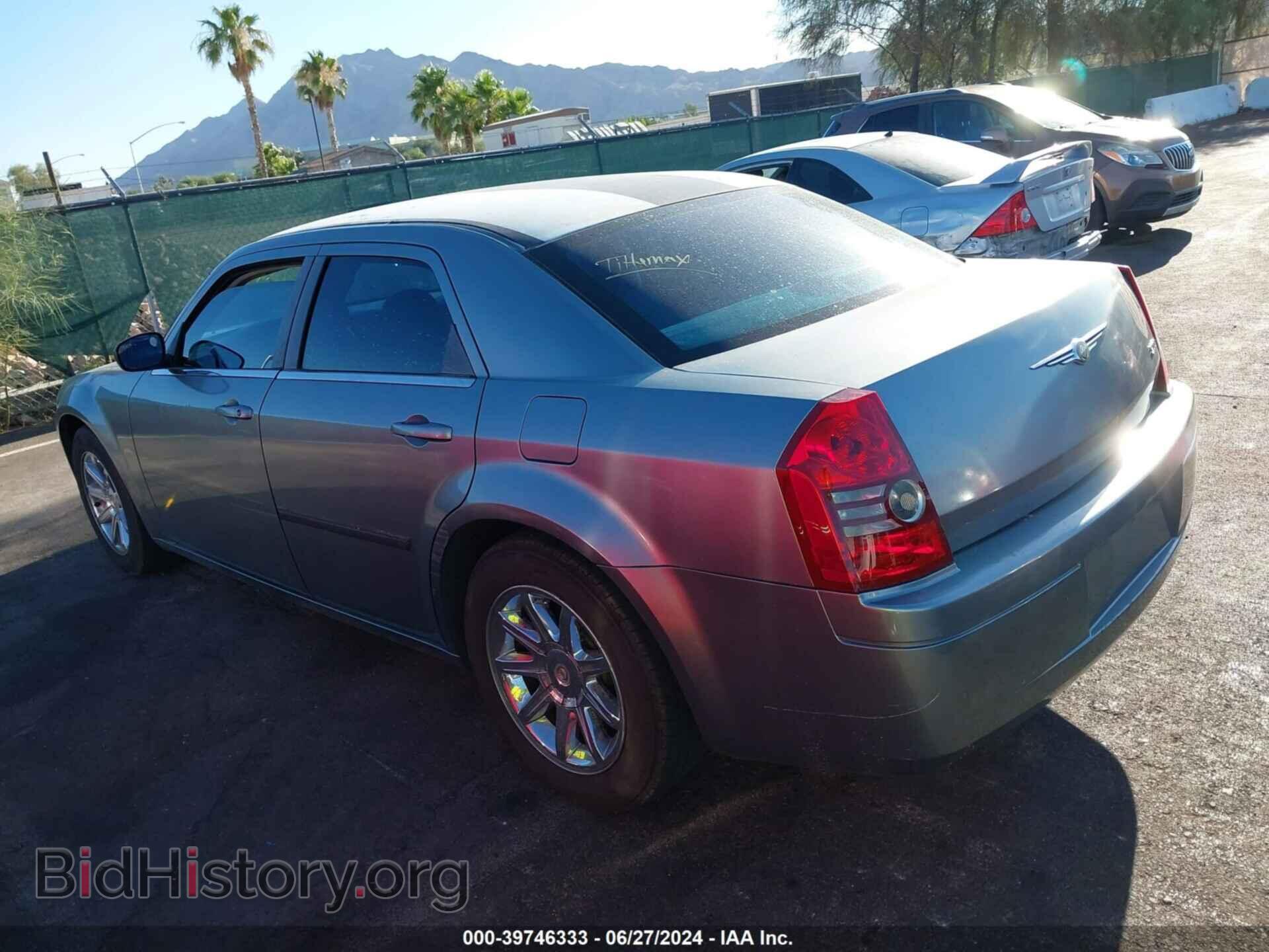 2007 CHRYSLER 300 - VIN: 2C3KA43RX7H716230 - Фото 3