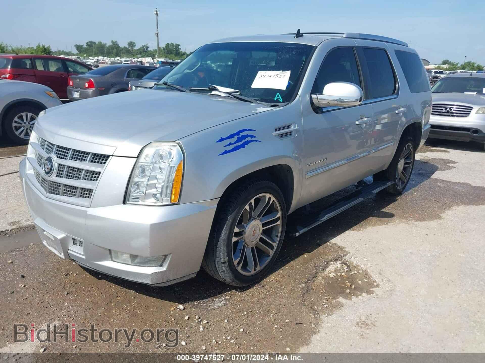 2012 CADILLAC ESCALADE - VIN: 1GYS3CEF2CR225559 - Photo 2