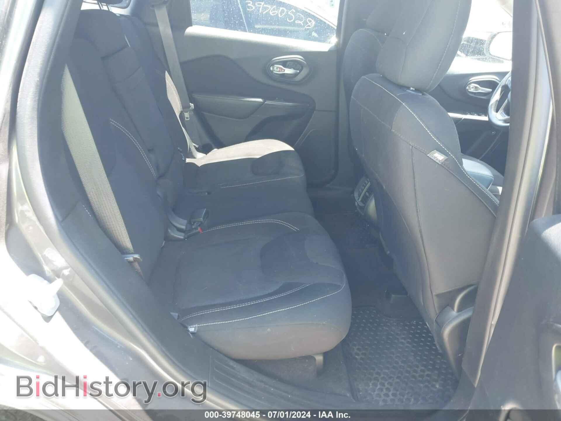 2016 JEEP CHEROKEE - VIN: 1C4PJMCS5GW372277 - Фото 8