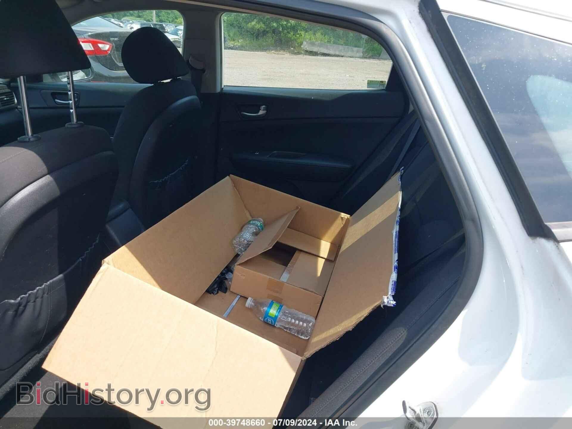 2017 KIA OPTIMA - VIN: KNAGT4L32H5137987 - Фото 8