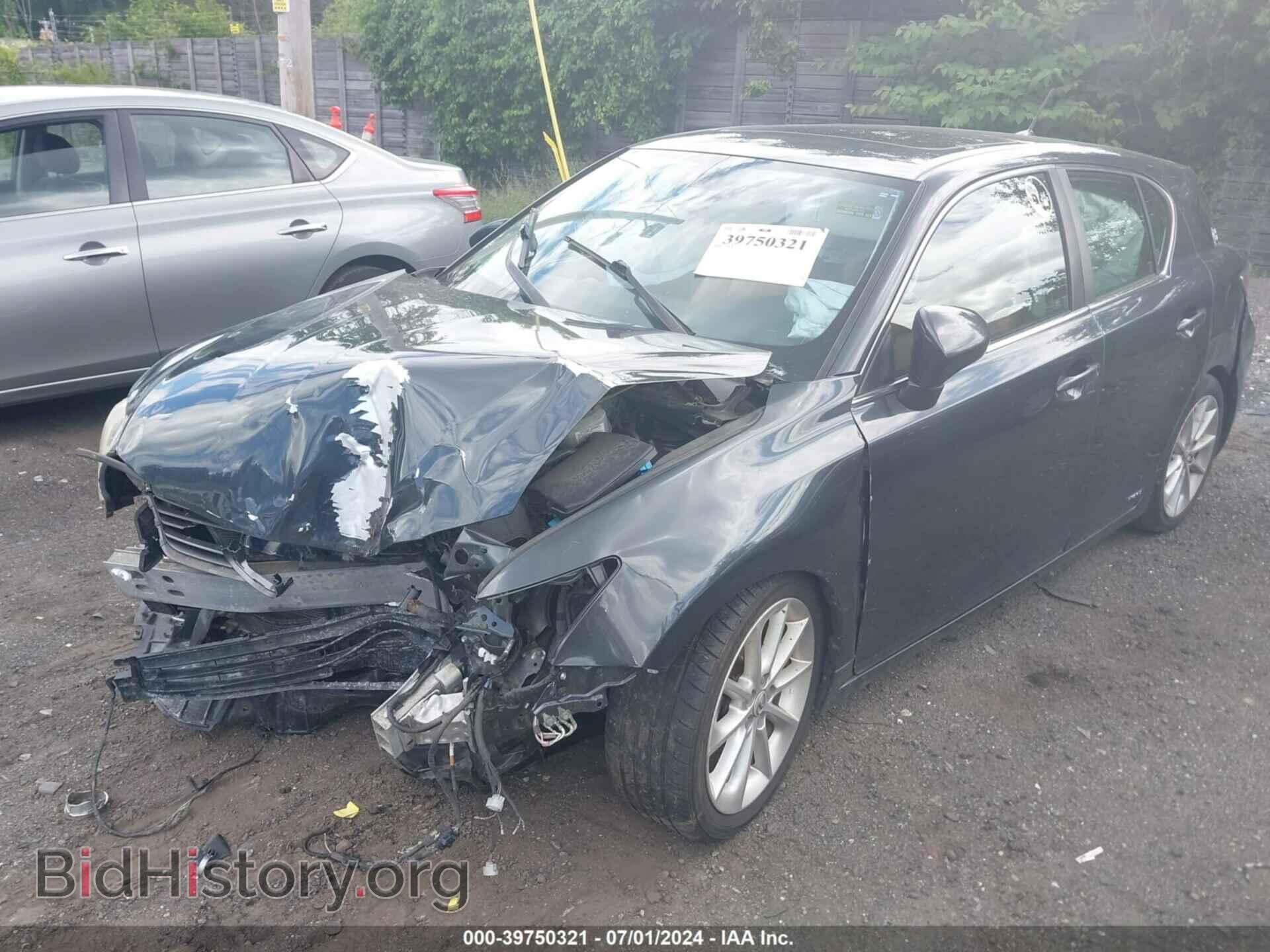 2011 LEXUS CT 200H - VIN: JTHKD5BH2B2004344 - Фото 2