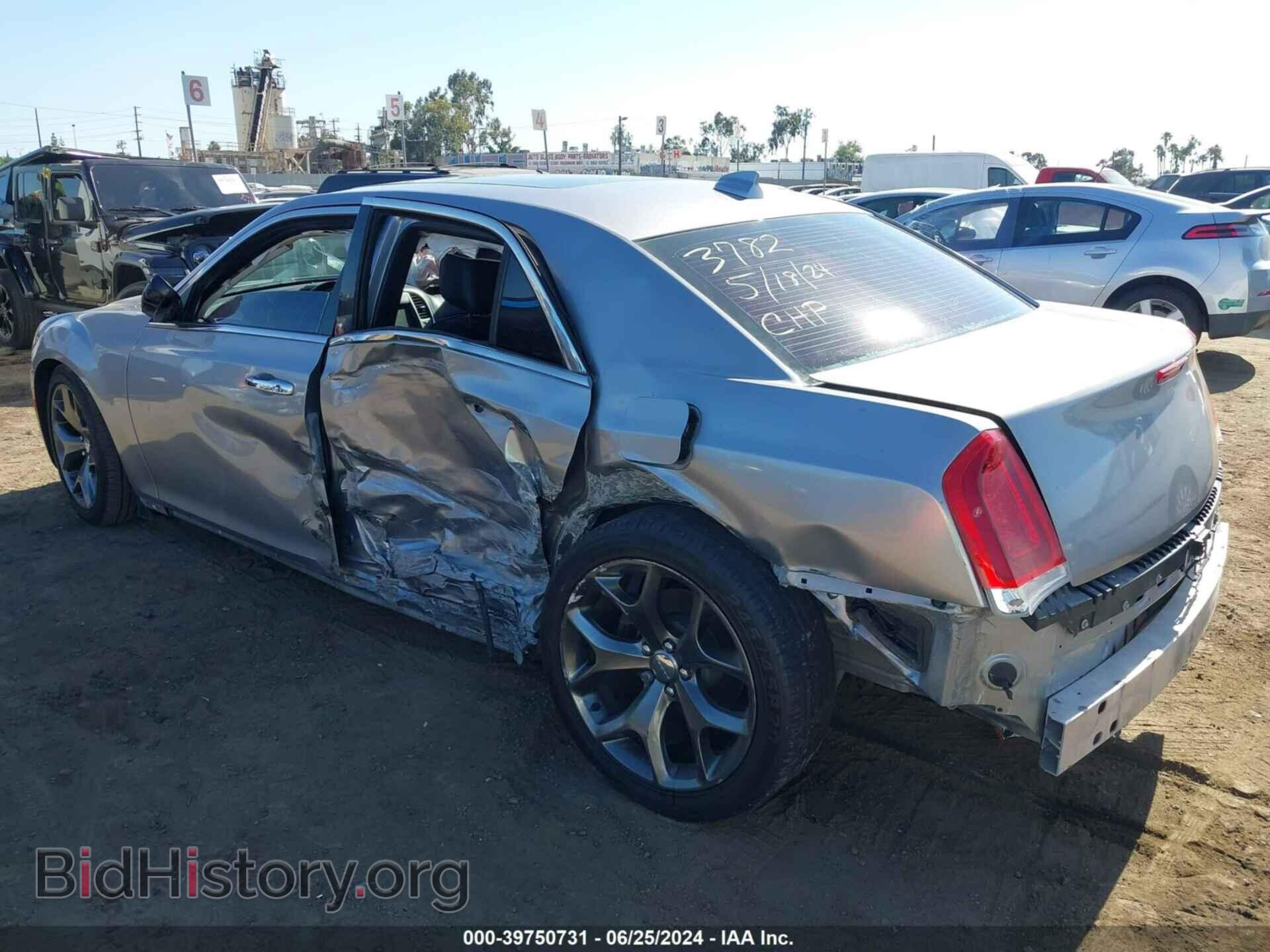 2016 CHRYSLER 300C - VIN: 2C3CCAEG2GH320107 - Фото 3