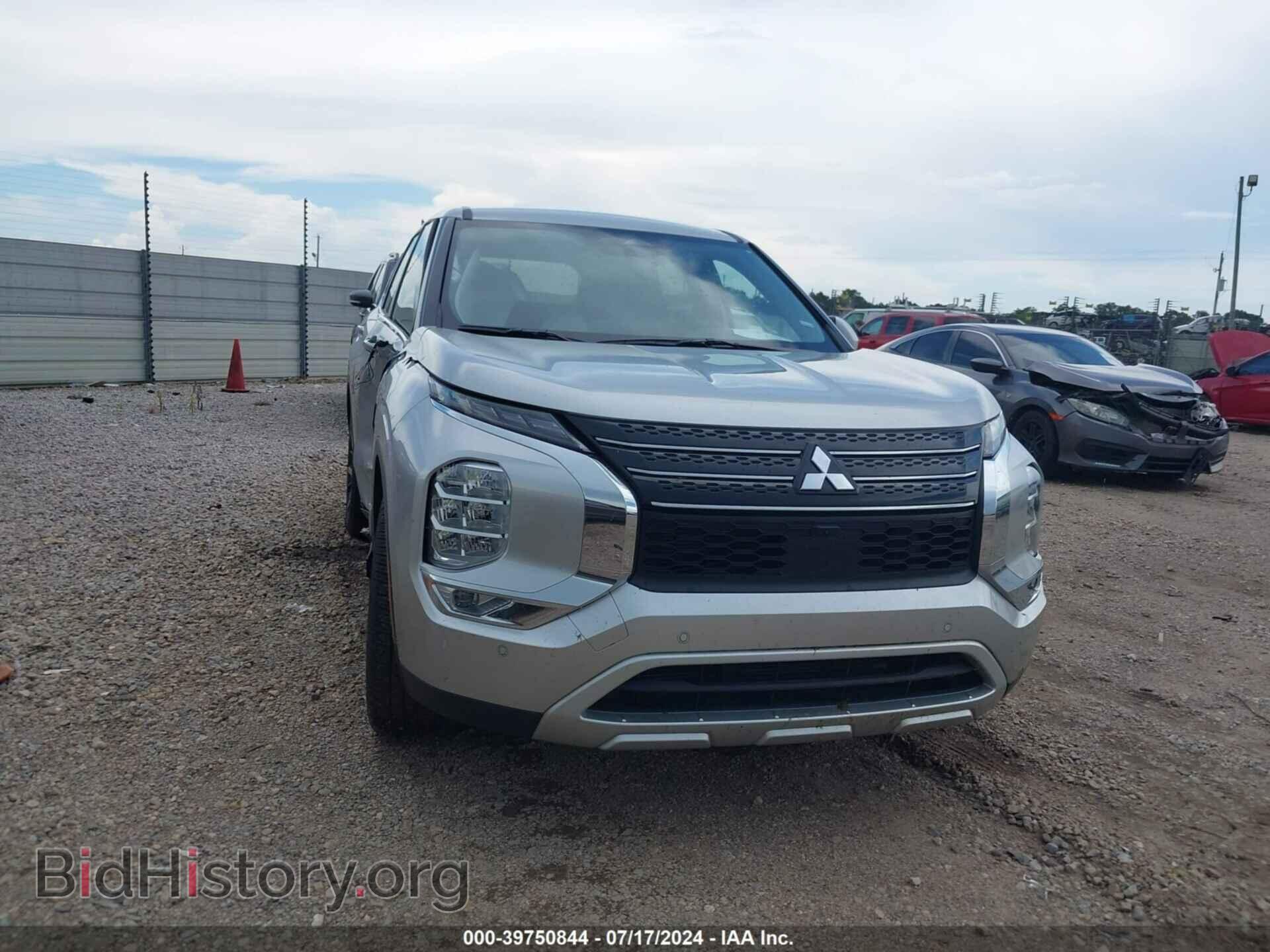 Photo JA4J3VA80RZ025366 - MITSUBISHI OUTLANDER 2024