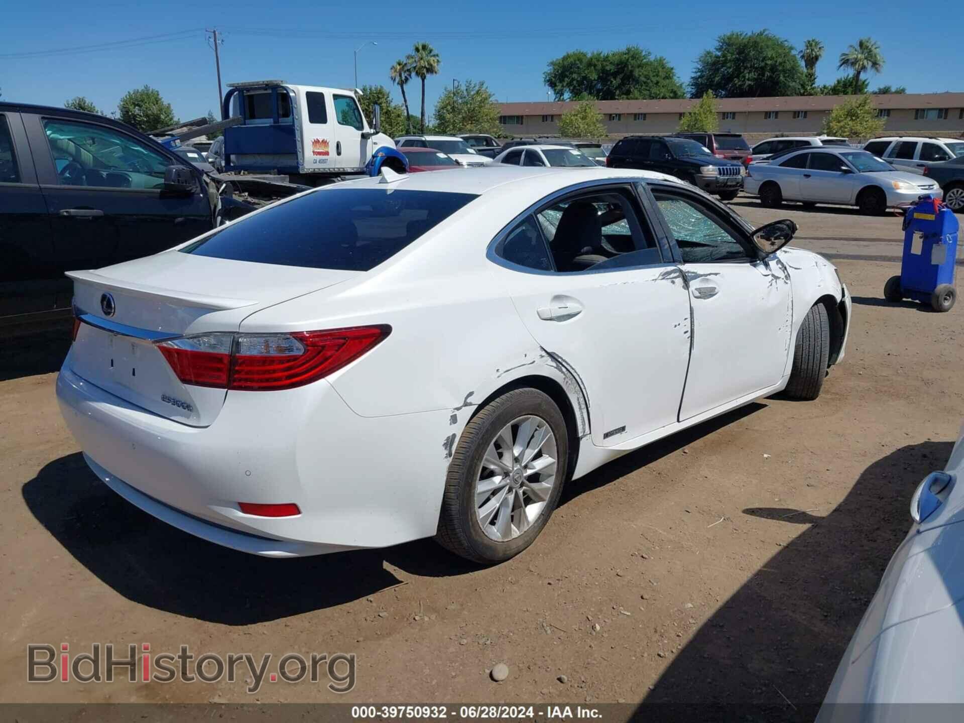 2014 LEXUS ES 300H - VIN: JTHBW1GG6E2072914 - Фото 4