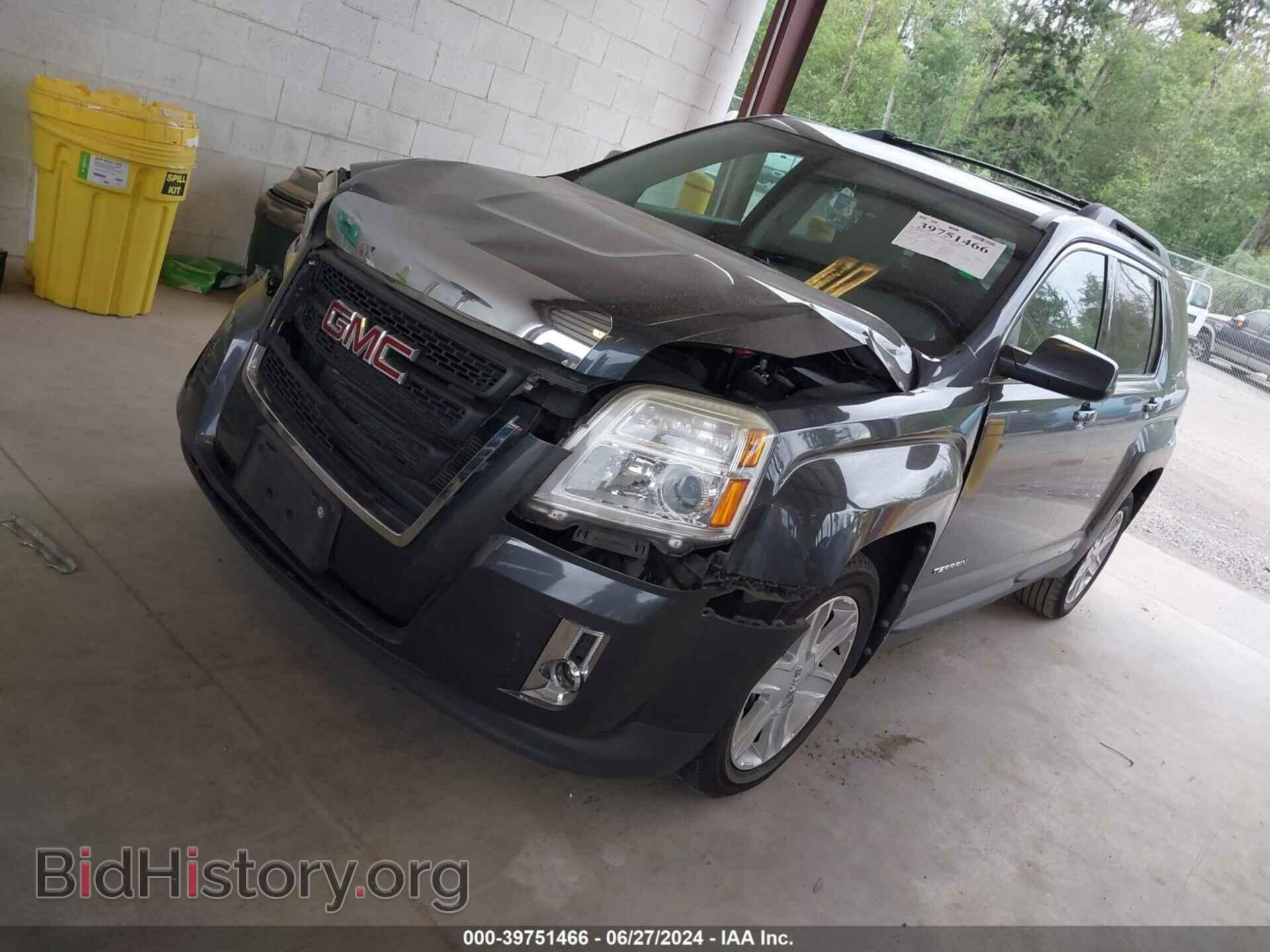 2010 GMC TERRAIN - VIN: 2CTALDEW1A6263076 - Photo 2