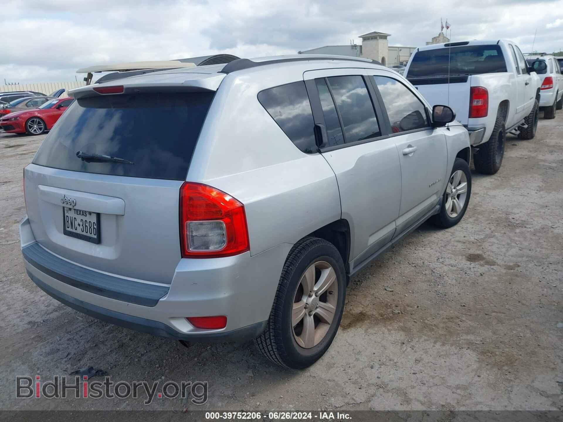 2011 JEEP COMPASS - VIN: 1J4NT1FB4BD169097 - Photo 4