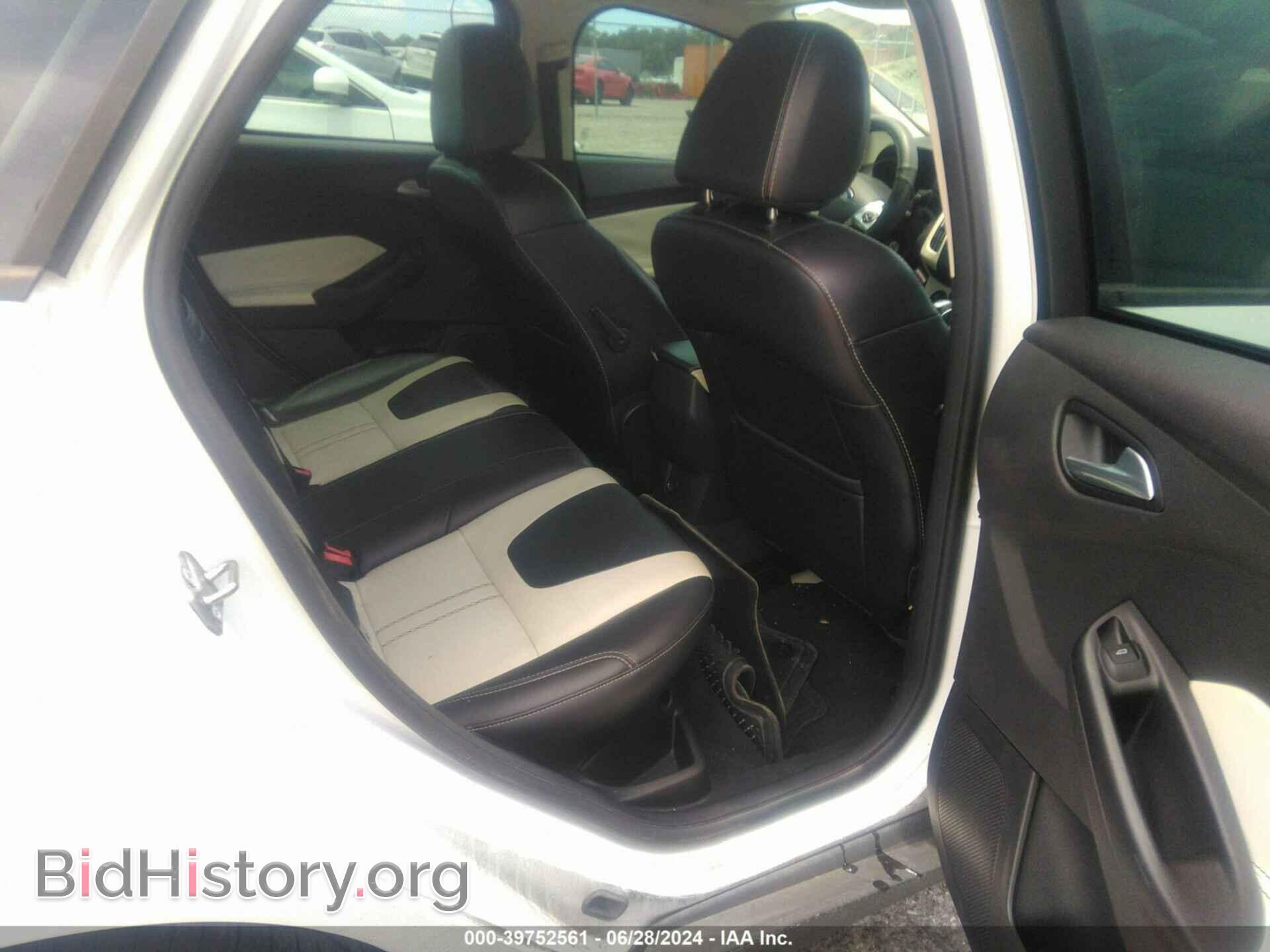 2014 FORD FOCUS - VIN: 1FADP3F21EL337733 - Photo 8