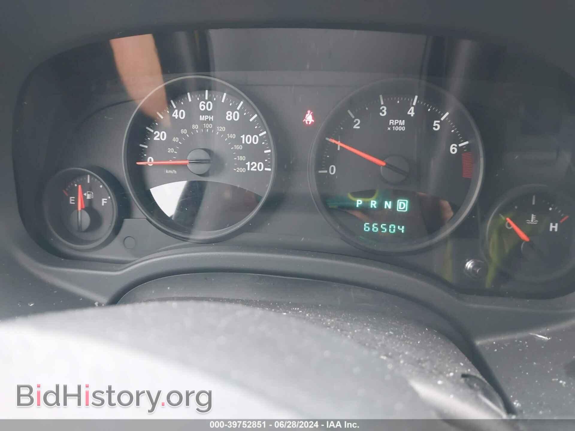 2012 JEEP COMPASS - VIN: 1C4NJCEB9CD640400 - Photo 7