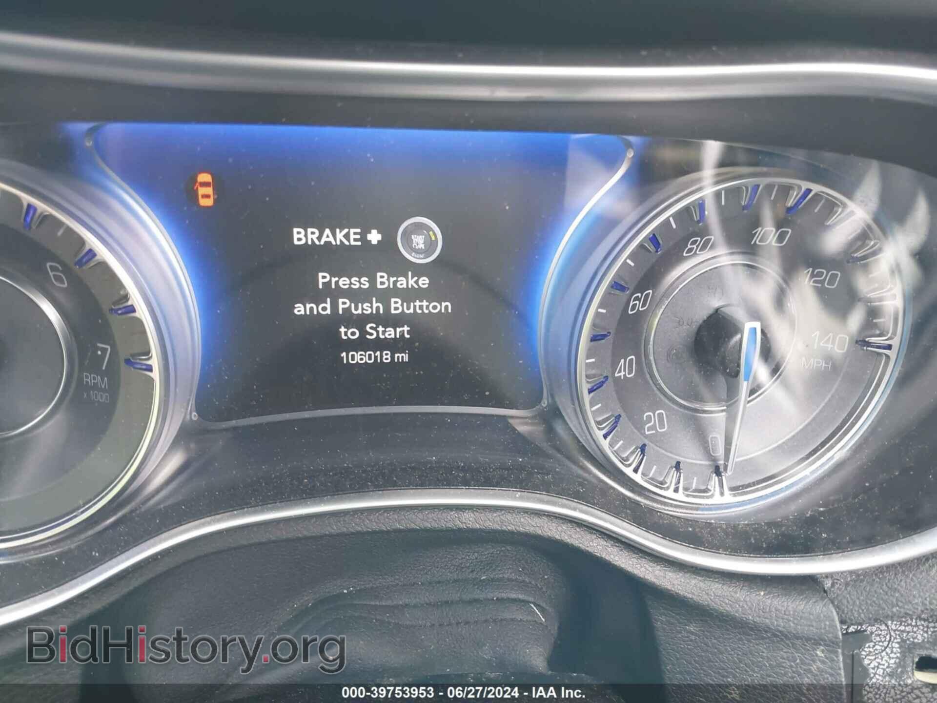 2016 CHRYSLER 300 - VIN: 2C3CCARG3GH136143 - Фото 7