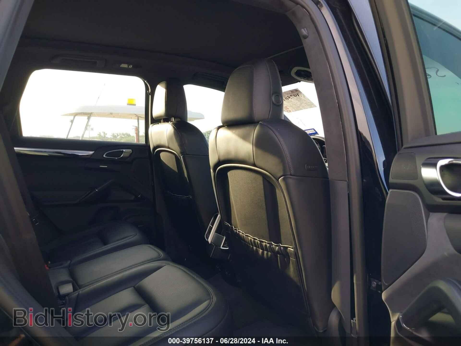 2016 PORSCHE CAYENNE - VIN: WP1AD2A26GLA75751 - Фото 8