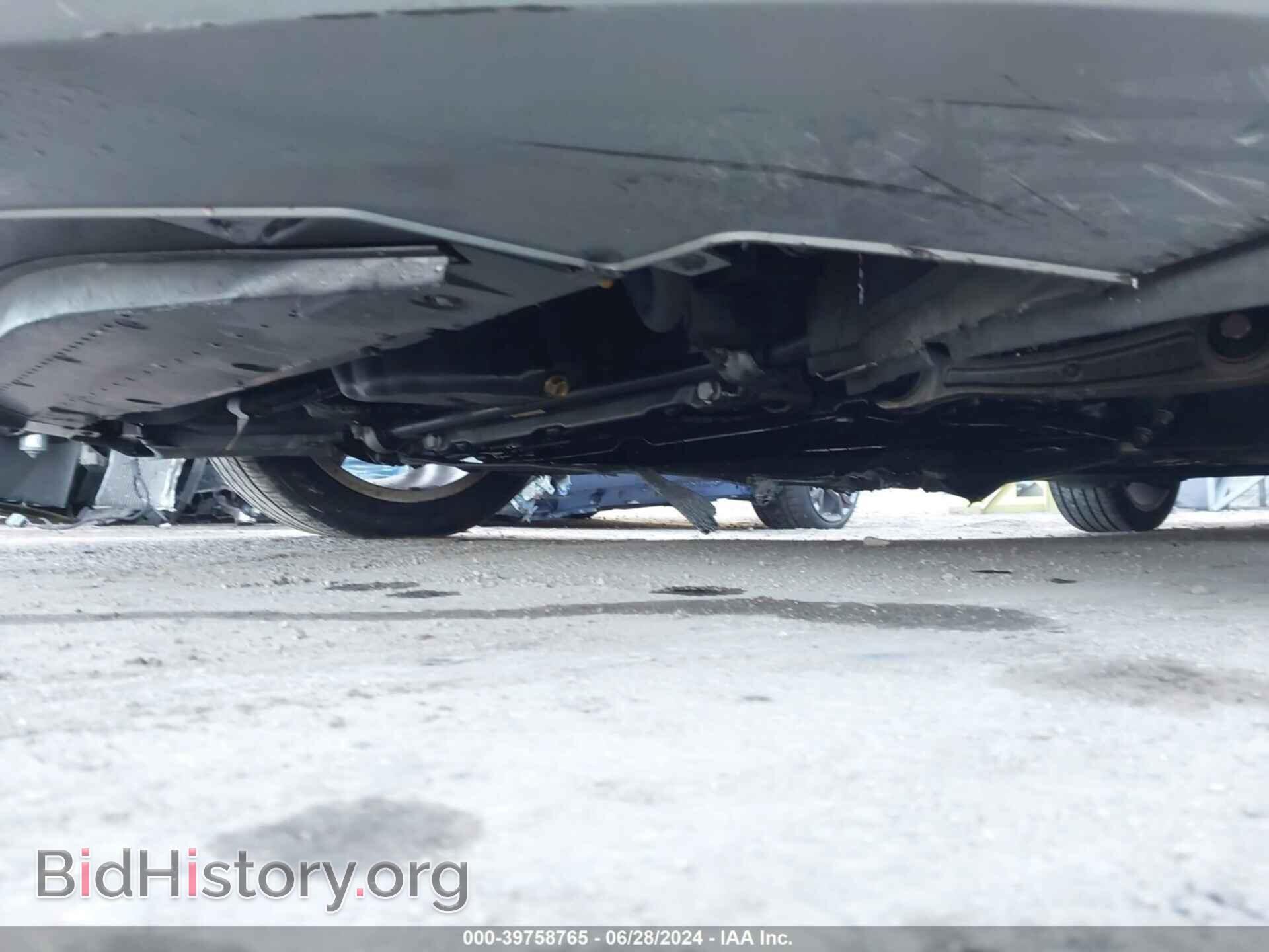 2012 AUDI A6 - VIN: WAUDFAFC6CN153557 - Фото 6