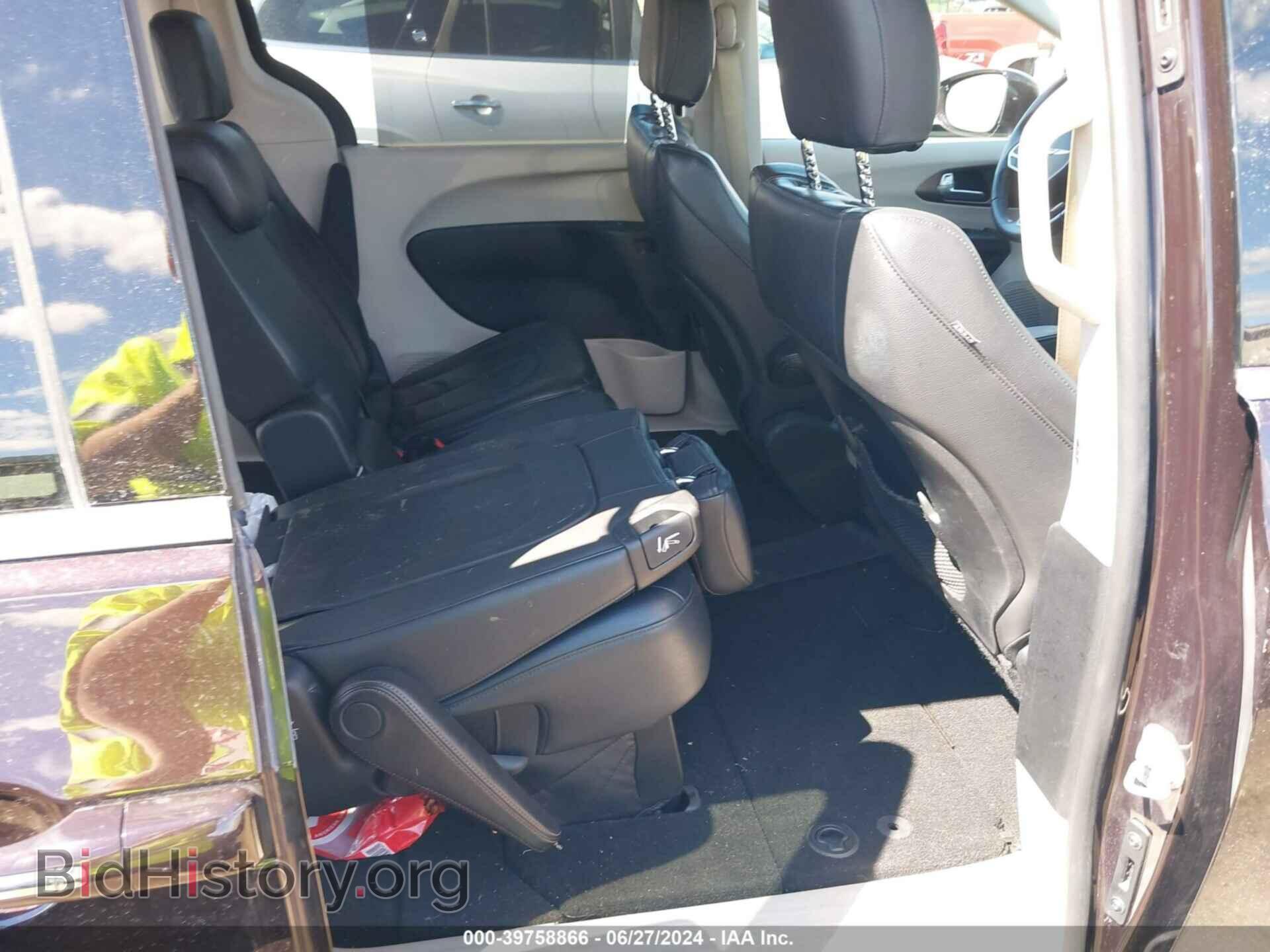 2018 CHRYSLER PACIFICA - VIN: 2C4RC1BGXJR124363 - Фото 8