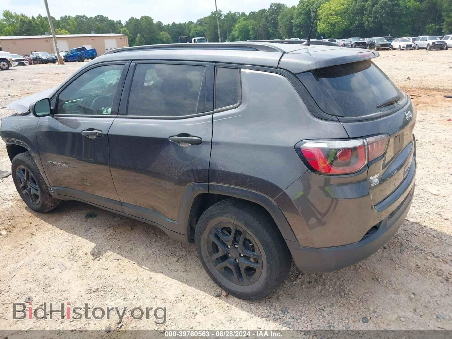 2018 JEEP COMPASS - VIN: 3C4NJCAB2JT471348 - Фото 3
