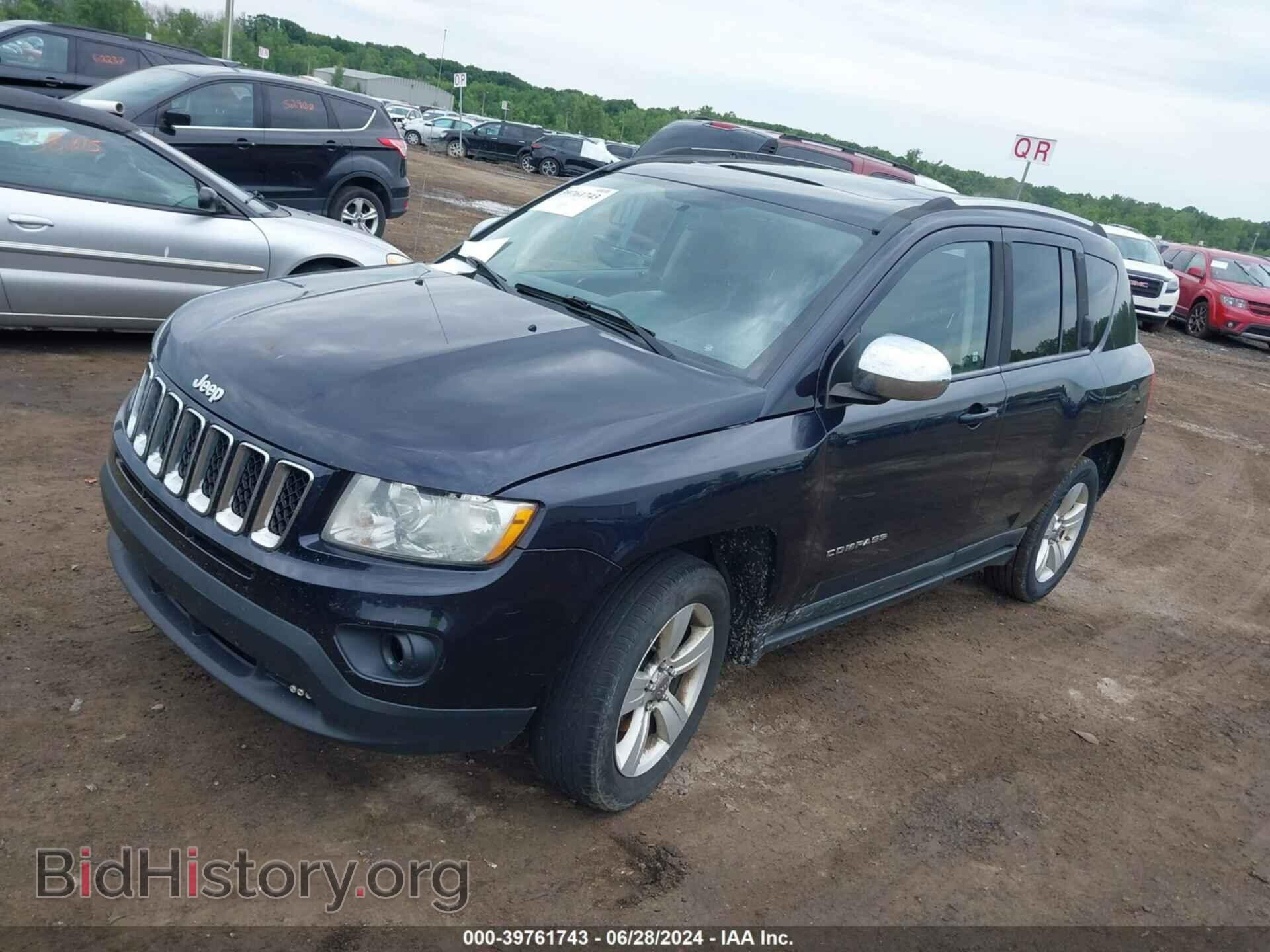 2011 JEEP COMPASS - VIN: 1J4NF1FB3BD188943 - Photo 2