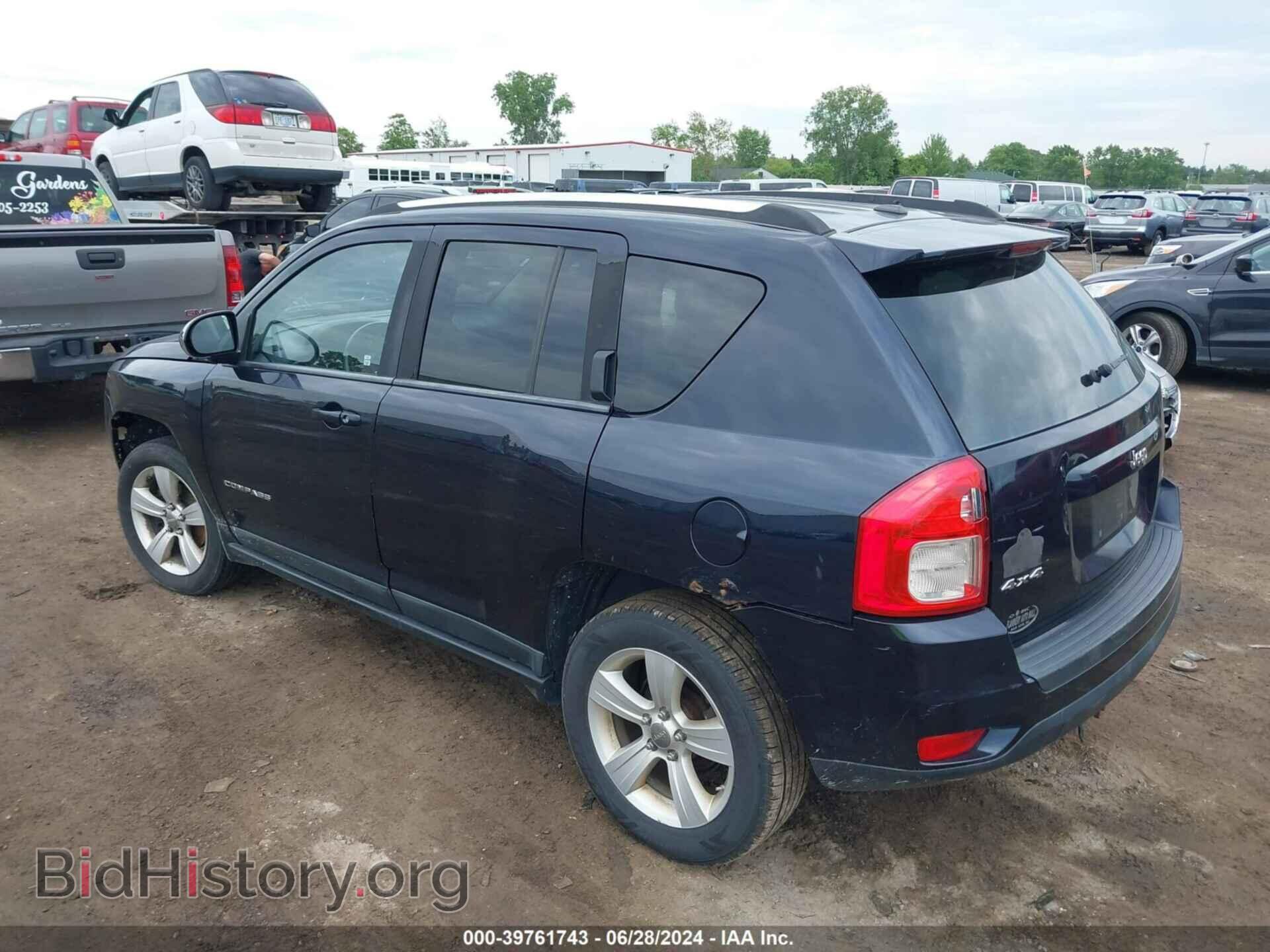 2011 JEEP COMPASS - VIN: 1J4NF1FB3BD188943 - Photo 3