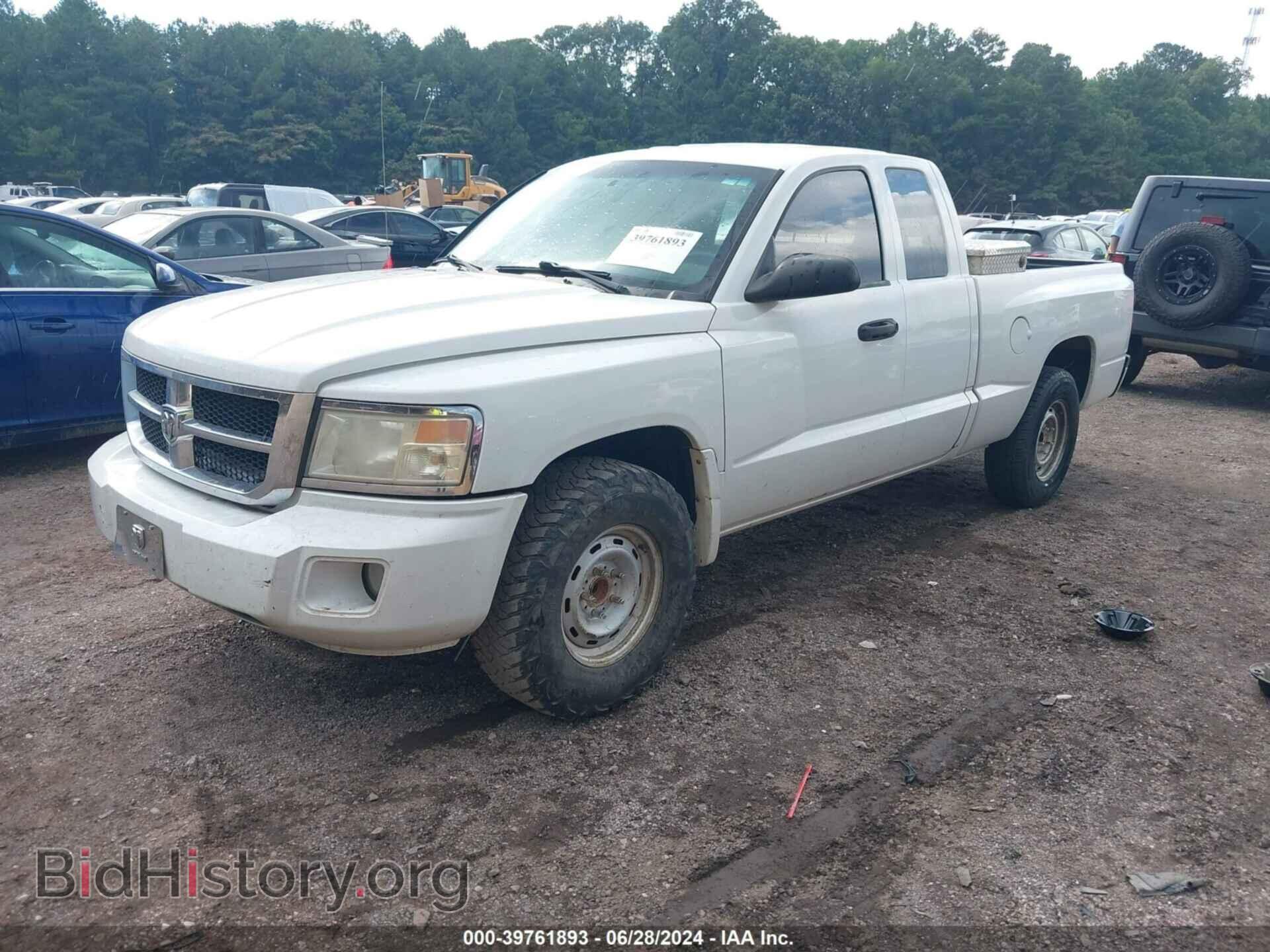 2011 RAM DAKOTA - VIN: 1D7RE2BK8BS701207 - Фото 2