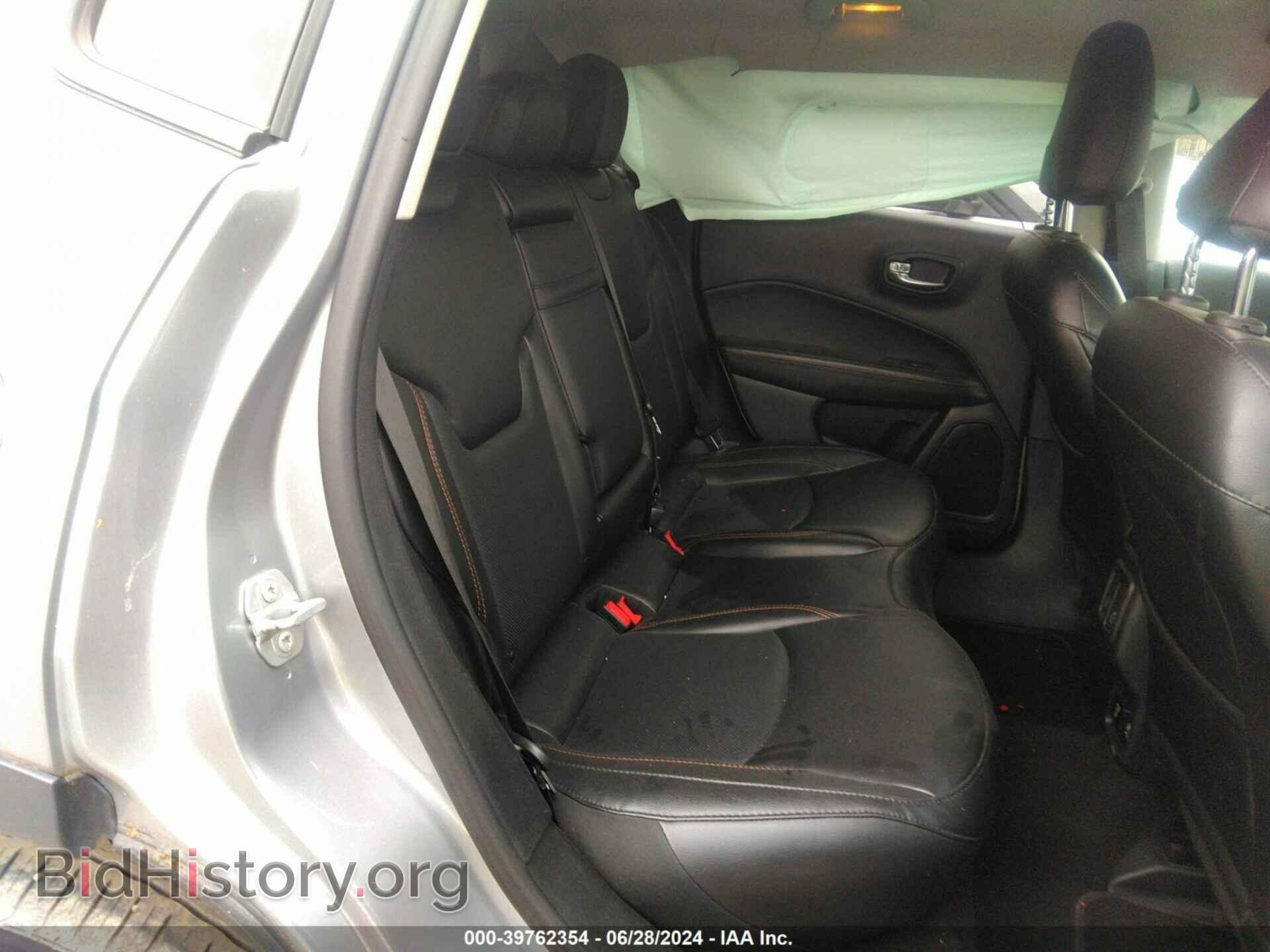 2019 JEEP COMPASS - VIN: 3C4NJDCB7KT713877 - Фото 8