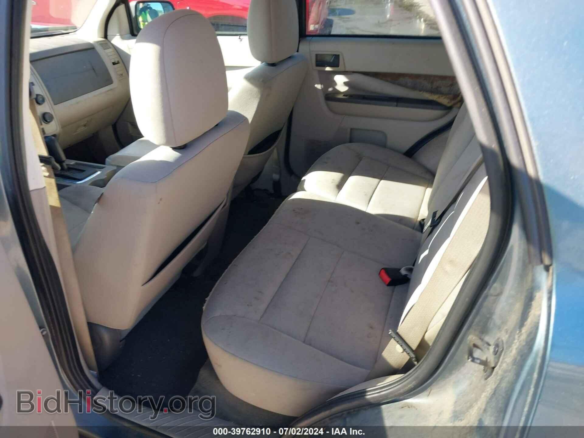 2011 FORD ESCAPE - VIN: 1FMCU0DG5BKB70107 - Фото 8