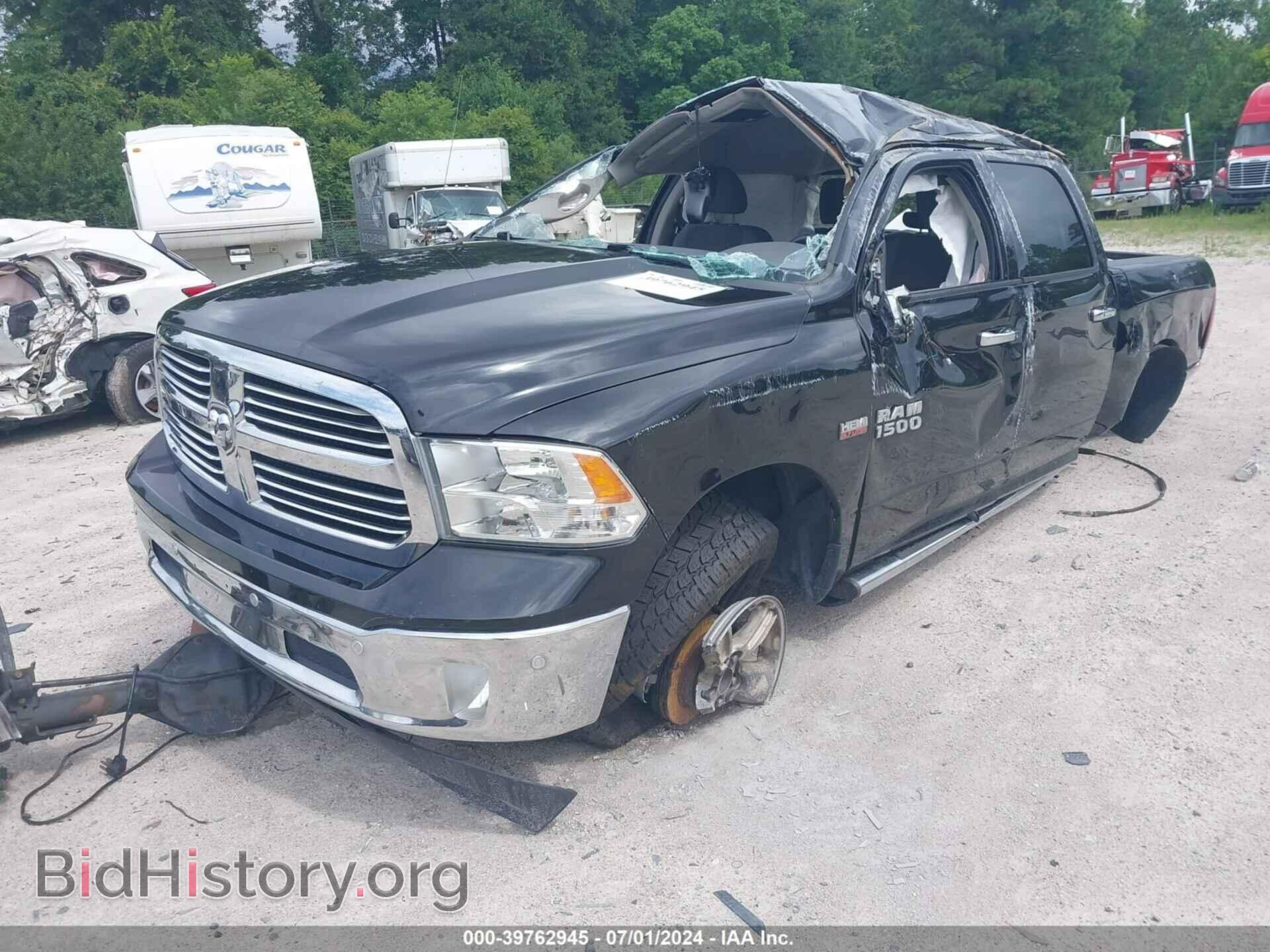 2016 RAM 1500 - VIN: 1C6RR7LT7GS317744 - Фото 2