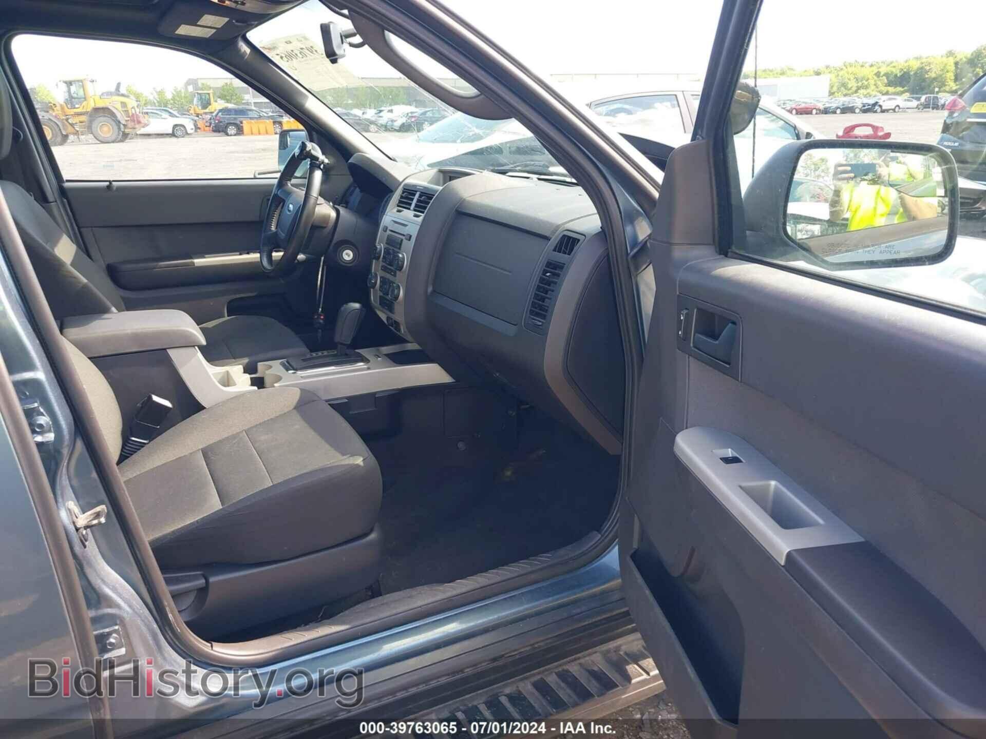 2010 FORD ESCAPE - VIN: 1FMCU9D77AKD38557 - Фото 5