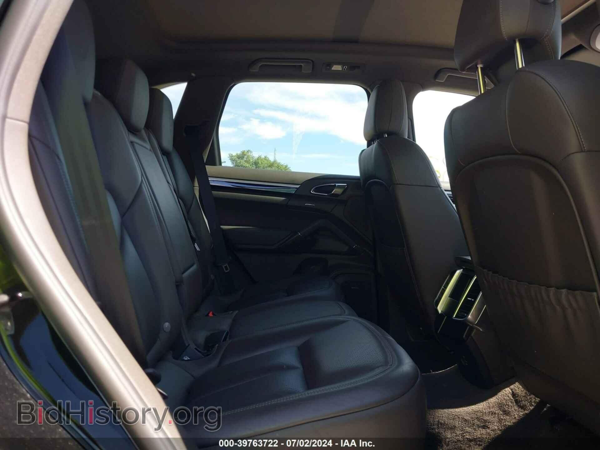 2018 PORSCHE CAYENNE - VIN: WP1AA2A25JKA03767 - Фото 8