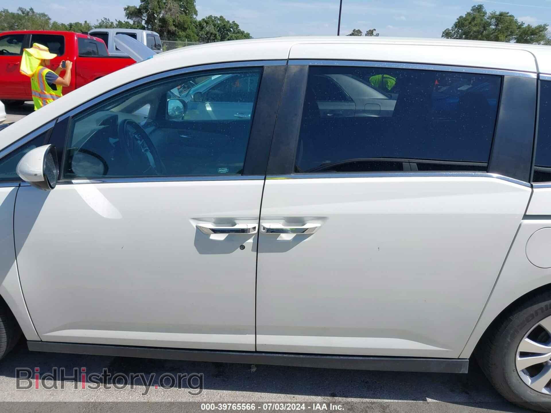 2016 HONDA ODYSSEY - VIN: 5FNRL5H63GB016354 - Фото 14