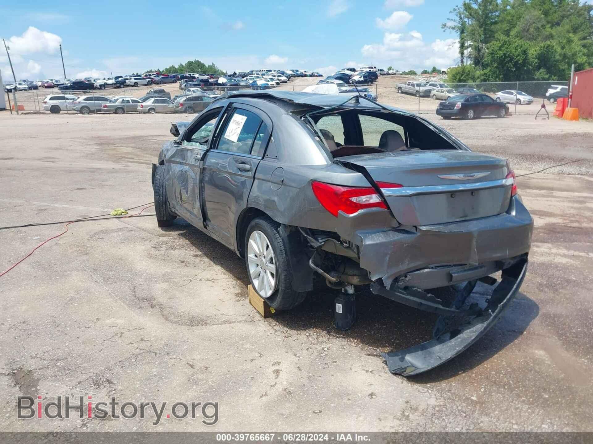 2012 CHRYSLER 200 - VIN: 1C3CCBBB8CN105685 - Фото 3