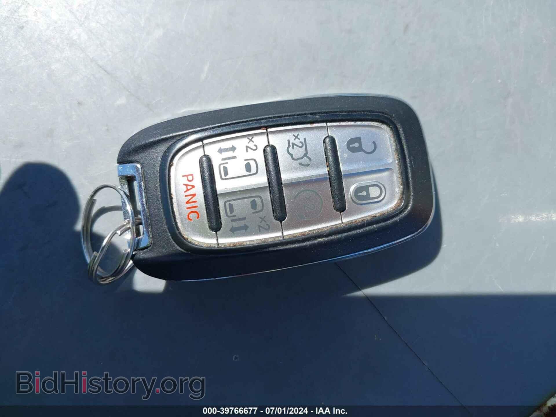 2017 CHRYSLER PACIFICA - VIN: 2C4RC1GG7HR559862 - Photo 11