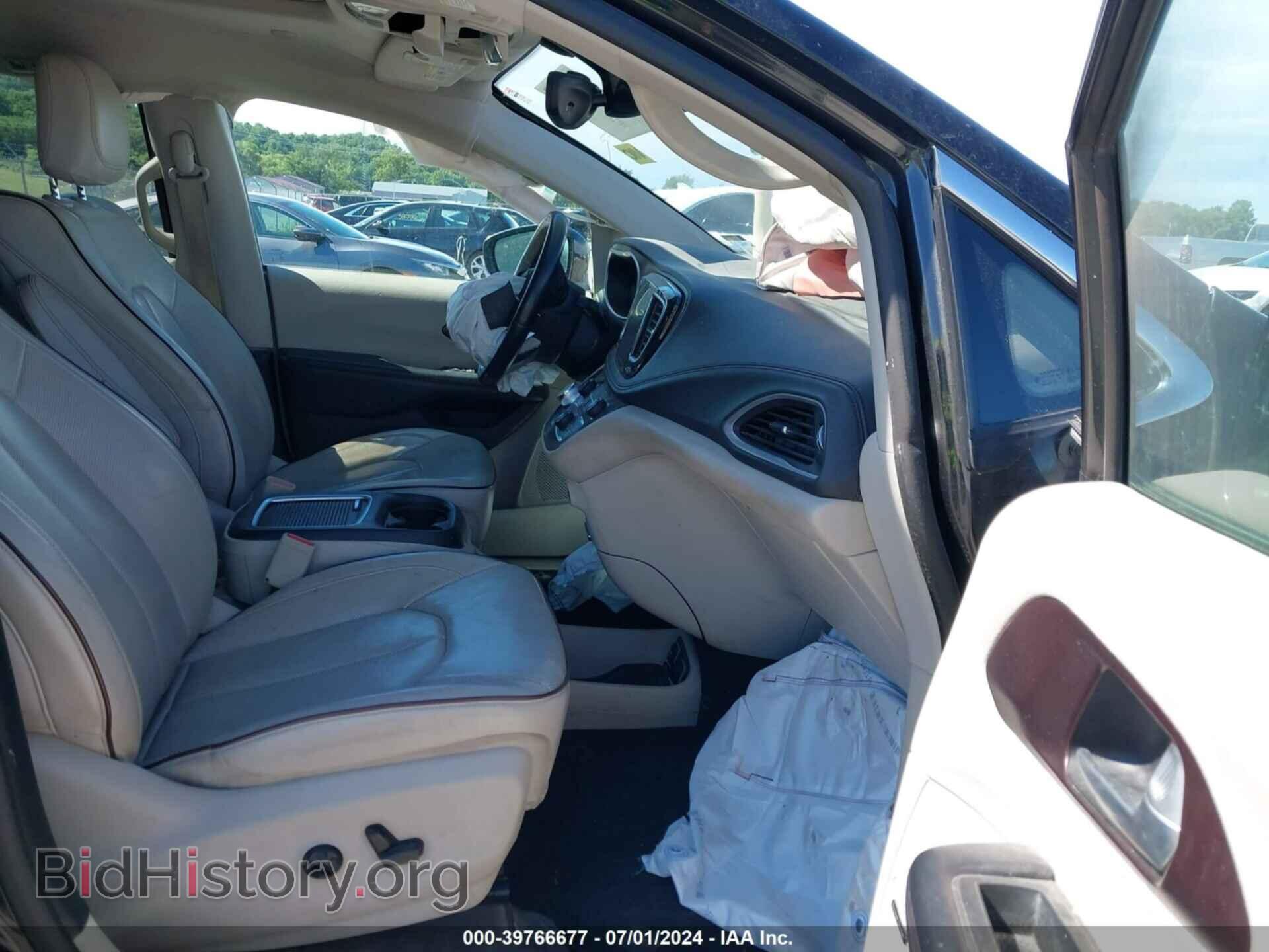 2017 CHRYSLER PACIFICA - VIN: 2C4RC1GG7HR559862 - Photo 5