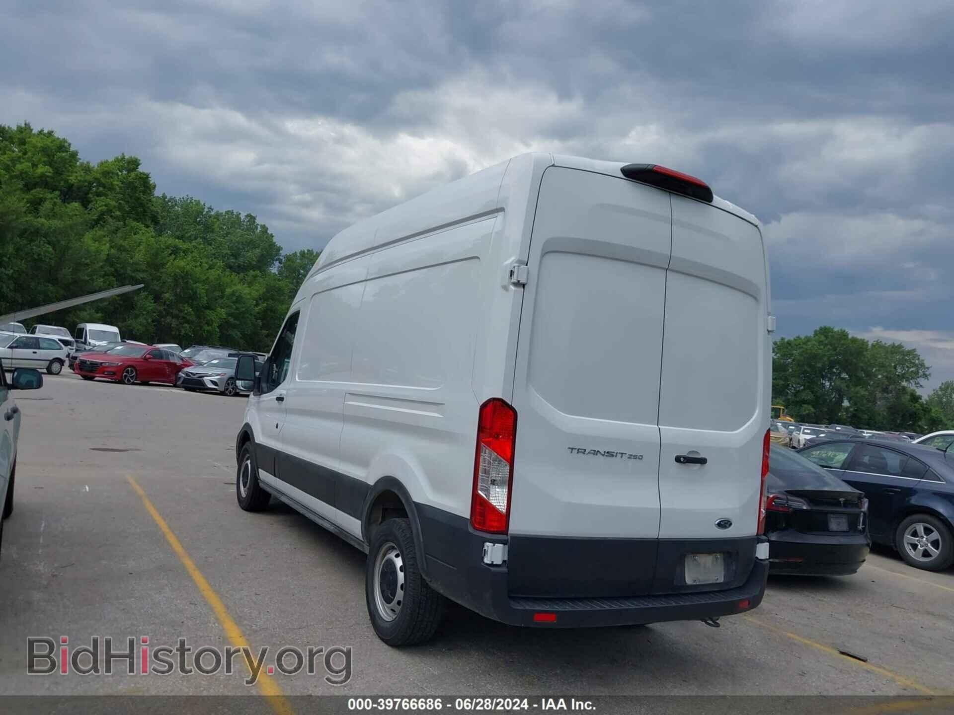 2023 FORD TRANSIT-250 - VIN: 1FTBR1X83PKB02763 - Фото 3