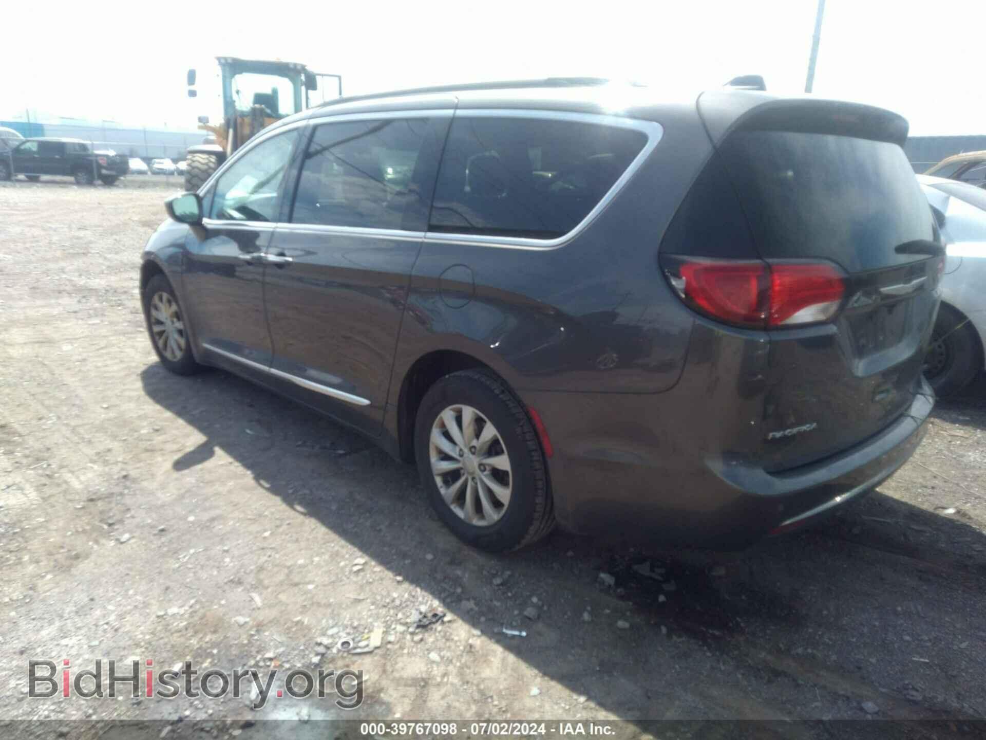 2017 CHRYSLER PACIFICA - VIN: 2C4RC1BG4HR711703 - Фото 3