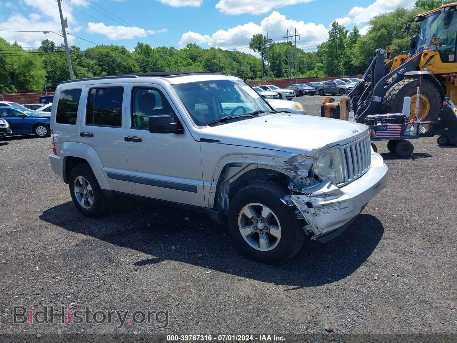 Photo 1J8GN28K08W202033 - JEEP LIBERTY 2008