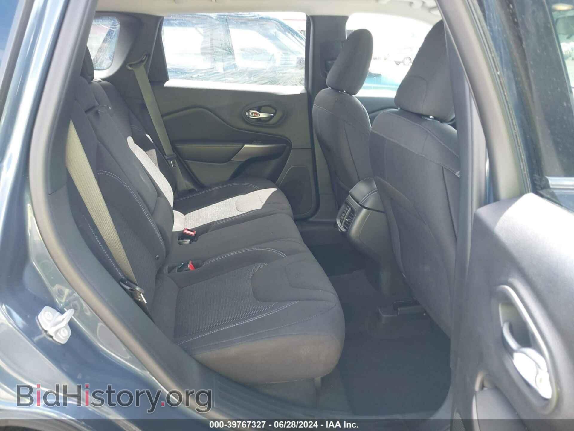 2019 JEEP CHEROKEE - VIN: 1C4PJMCB5KD415083 - Фото 8