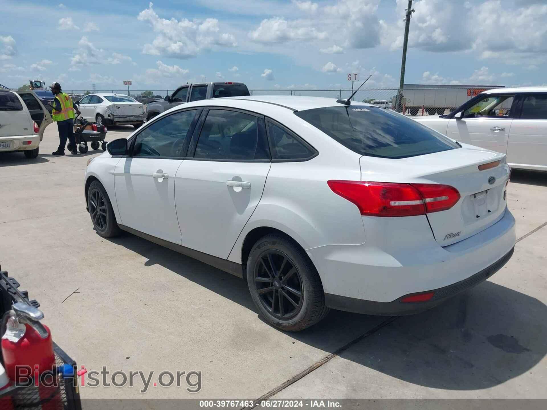2017 FORD FOCUS - VIN: 1FADP3F26HL285875 - Фото 3