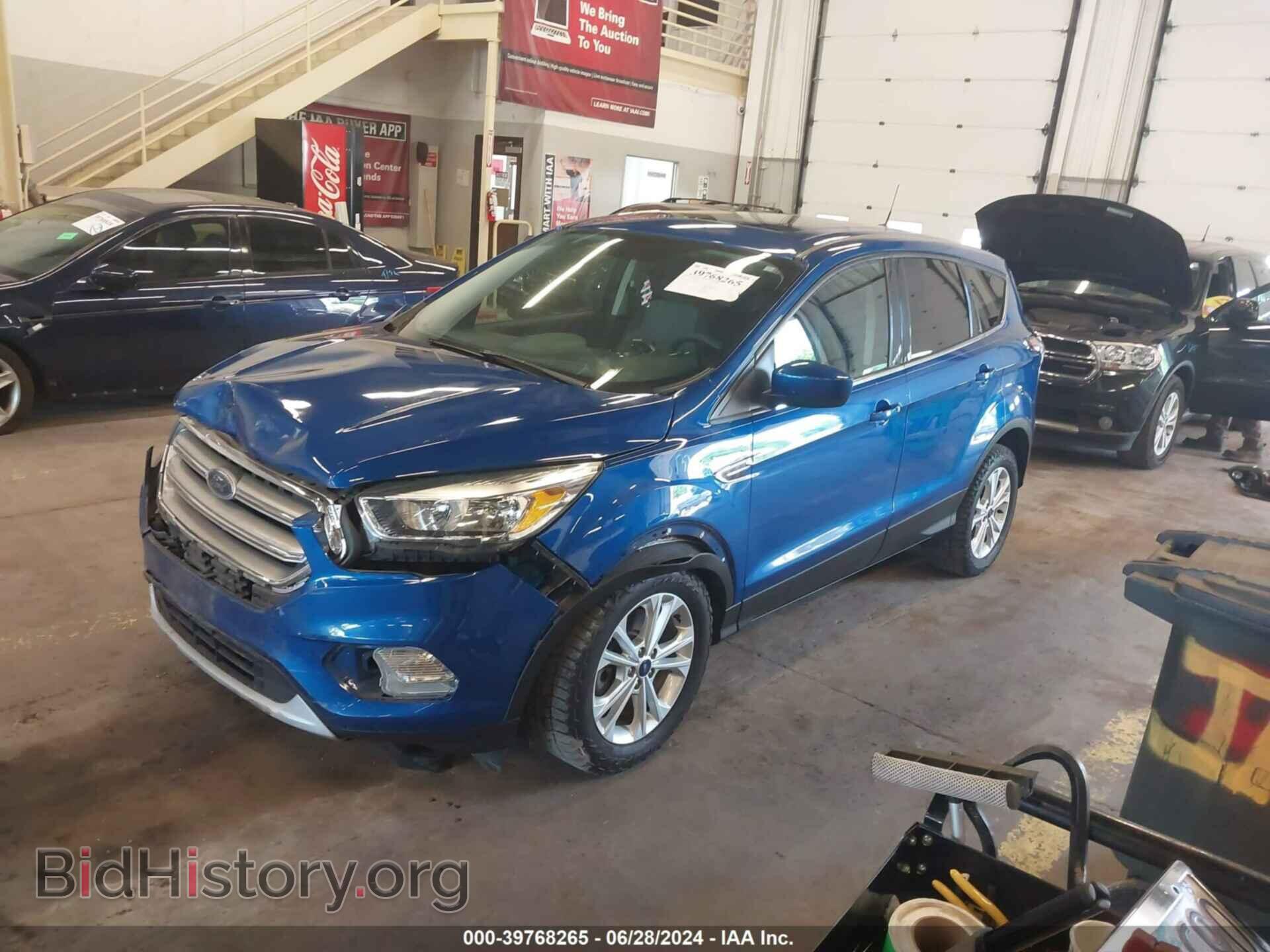 2017 FORD ESCAPE - VIN: 1FMCU9GD1HUB55364 - Фото 2