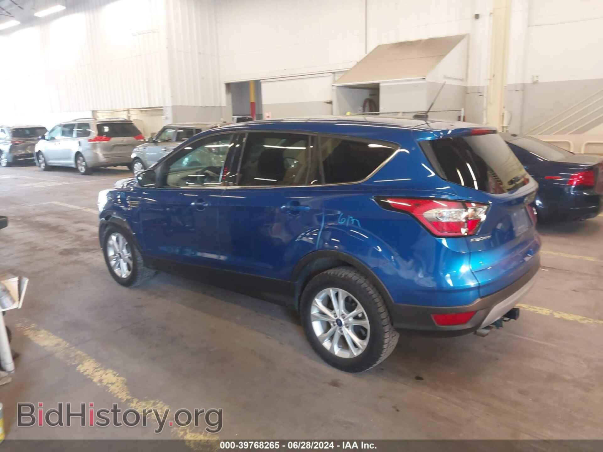 2017 FORD ESCAPE - VIN: 1FMCU9GD1HUB55364 - Фото 3