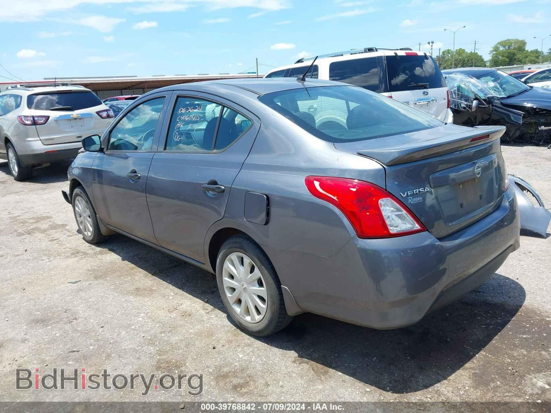 2017 NISSAN VERSA - VIN: 3N1CN7AP3HL833067 - Фото 3