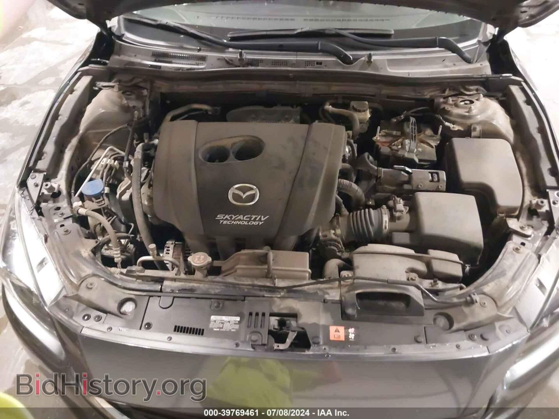 2018 MAZDA MAZDA3 - VIN: 3MZBN1V38JM204818 - Фото 10