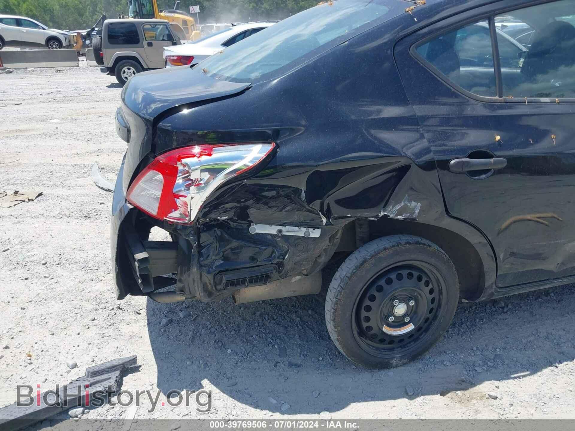 2019 NISSAN VERSA - VIN: 3N1CN7AP3KL869512 - Фото 6