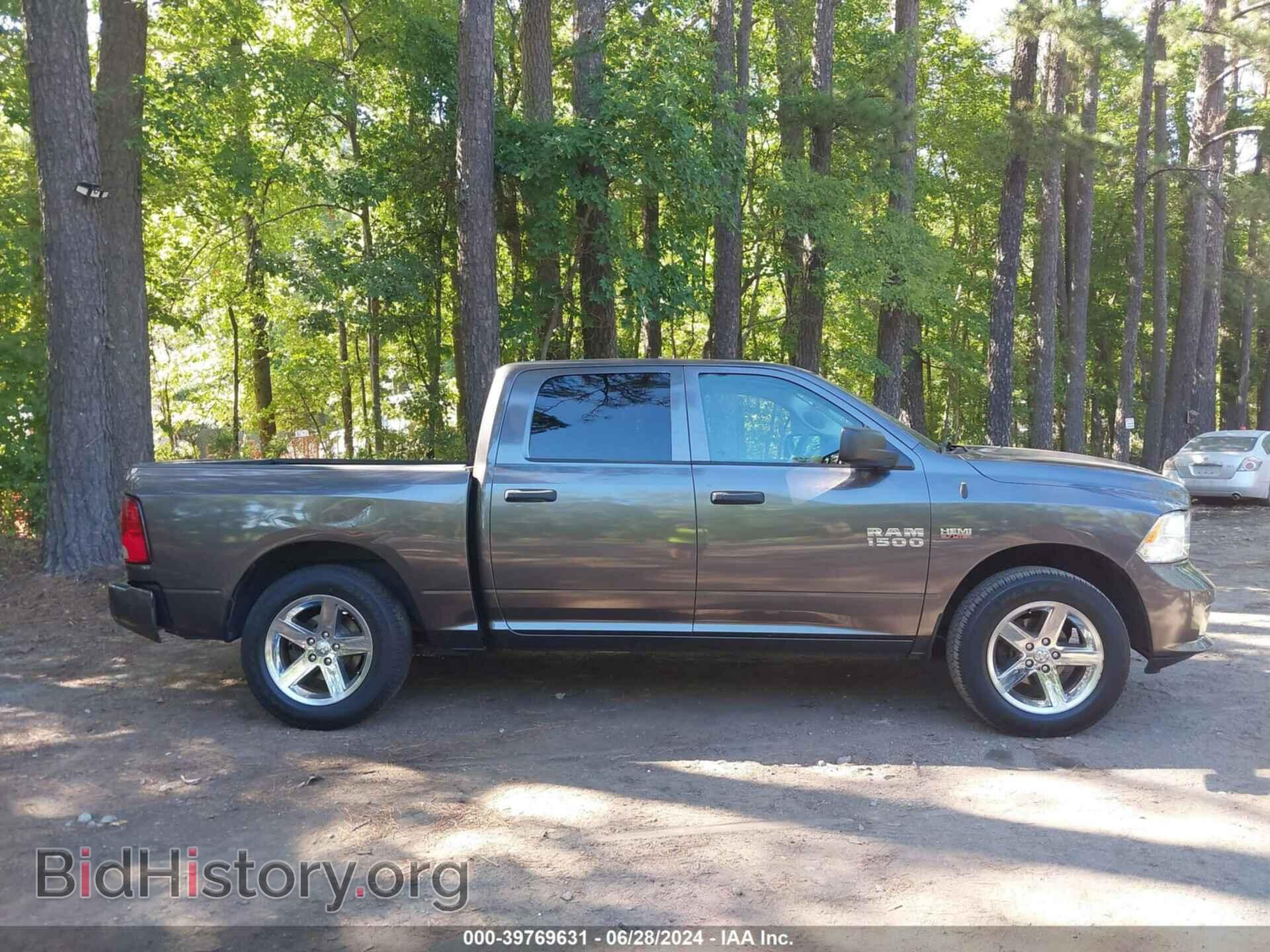 2017 RAM 1500 - VIN: 3C6RR7KT7HG595408 - Фото 13