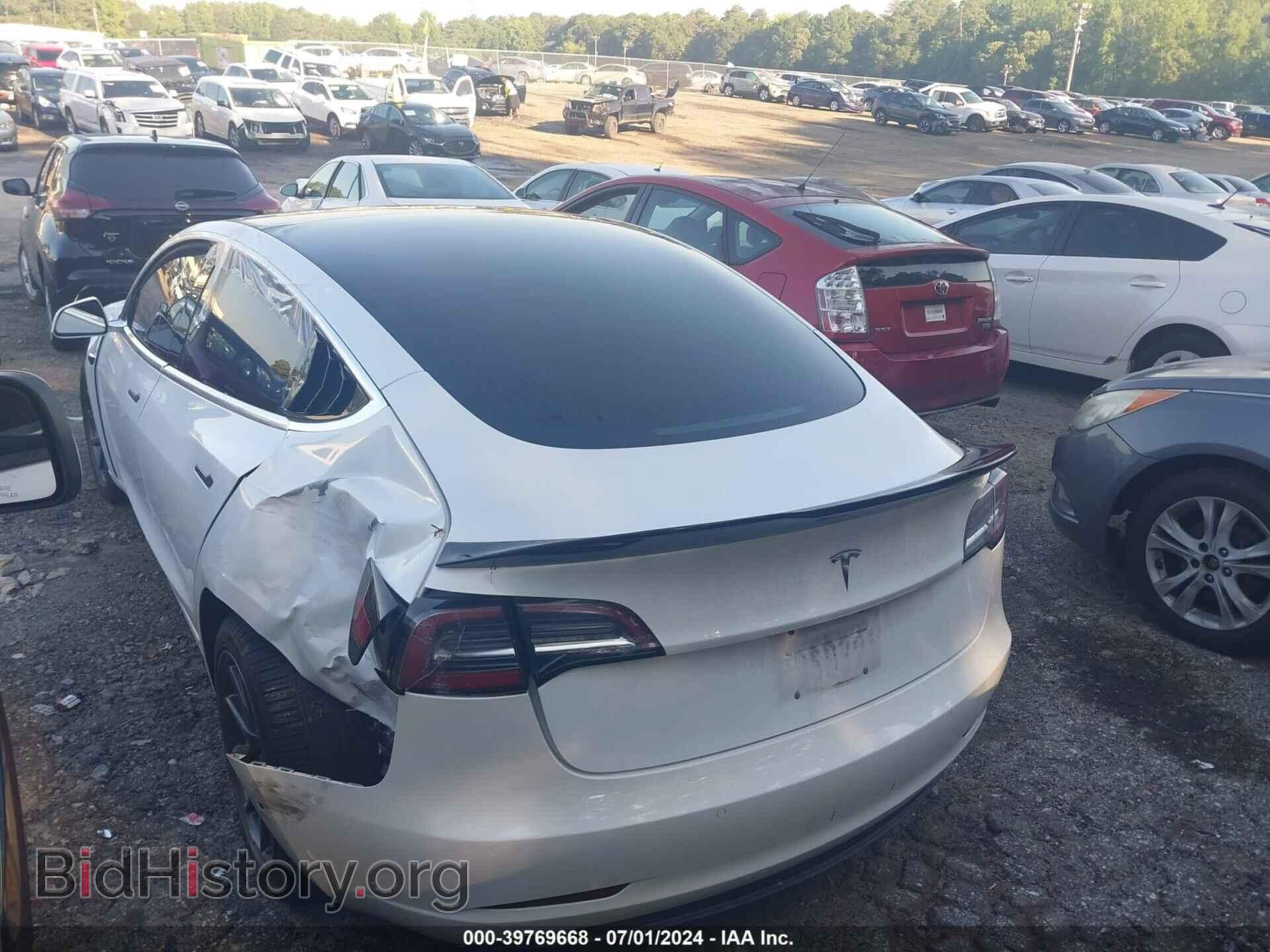 2018 TESLA MODEL 3 - VIN: 5YJ3E1EA8JF063453 - Фото 3