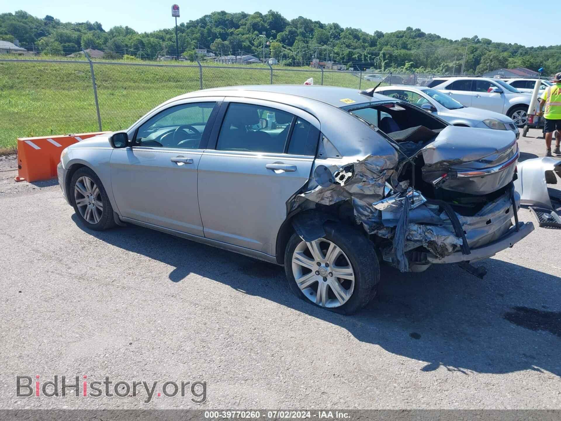 2013 CHRYSLER 200 - VIN: 1C3CCBAB4DN764320 - Фото 3