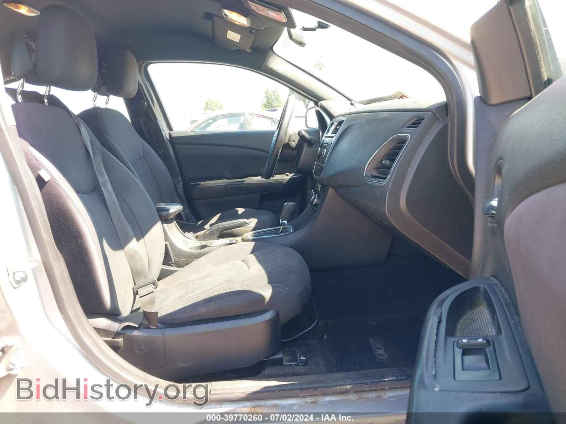 2013 CHRYSLER 200 - VIN: 1C3CCBAB4DN764320 - Фото 5