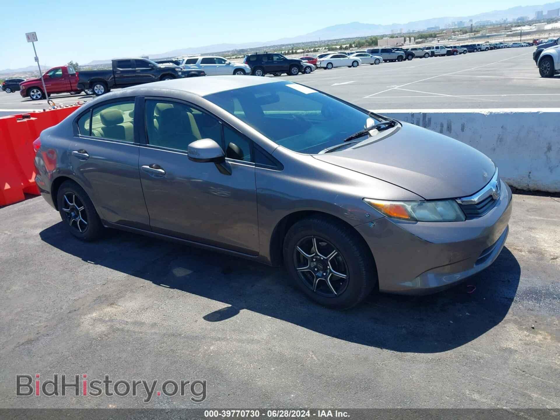 Photo 2HGFB2F56CH562425 - HONDA CIVIC 2012