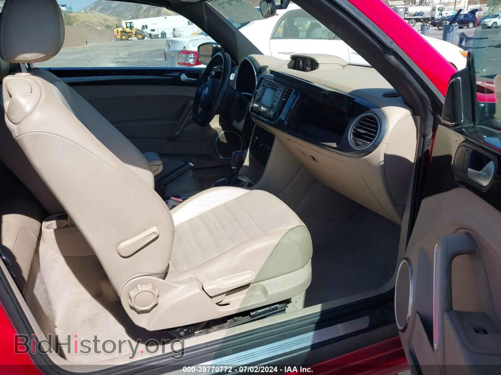 2013 VOLKSWAGEN BEETLE - VIN: 3VW7A7AT0DM801329 - Фото 5