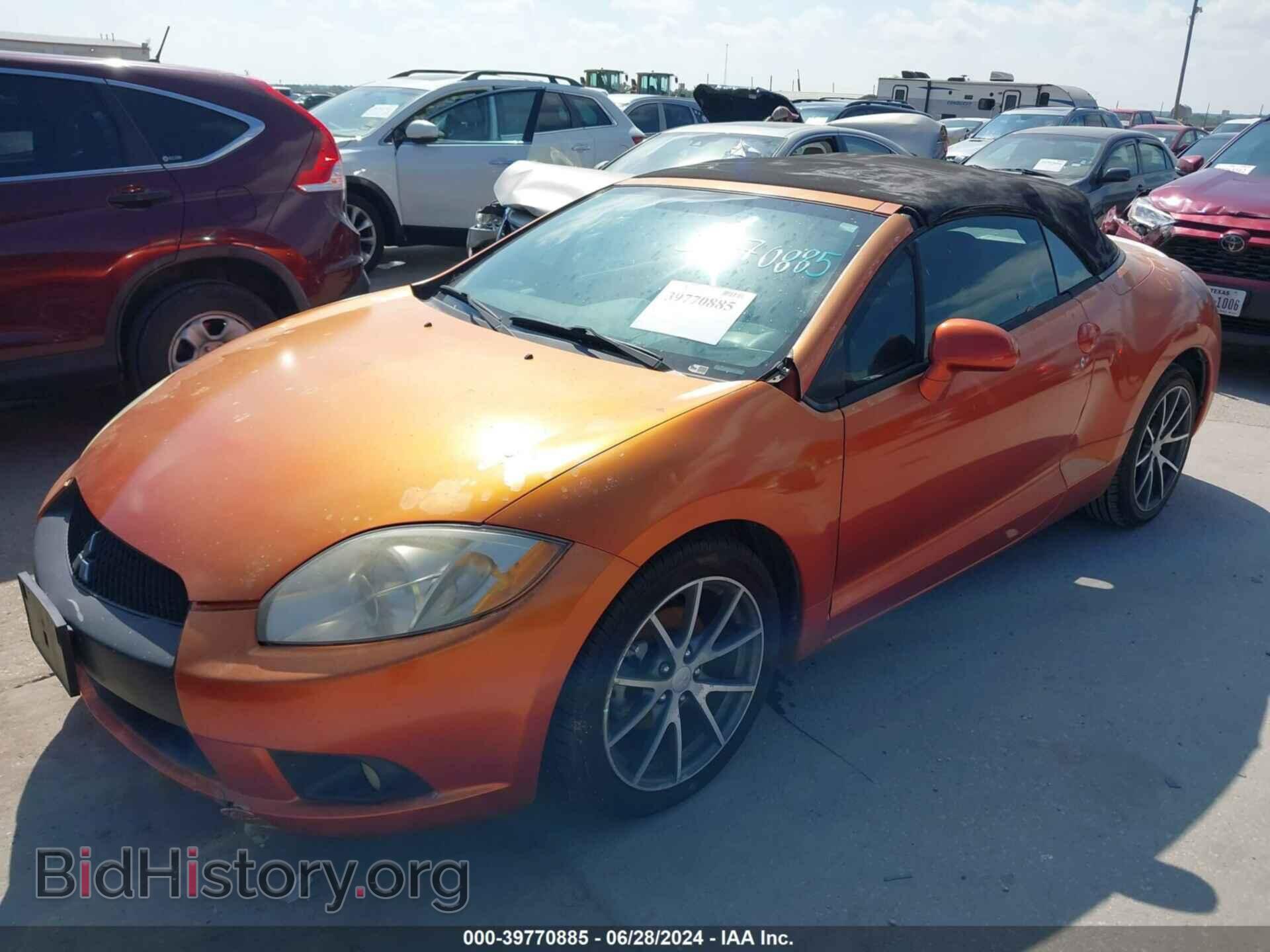 2011 MITSUBISHI ECLIPSE SPYDER - VIN: 4A37L2EF2BE016489 - Фото 2