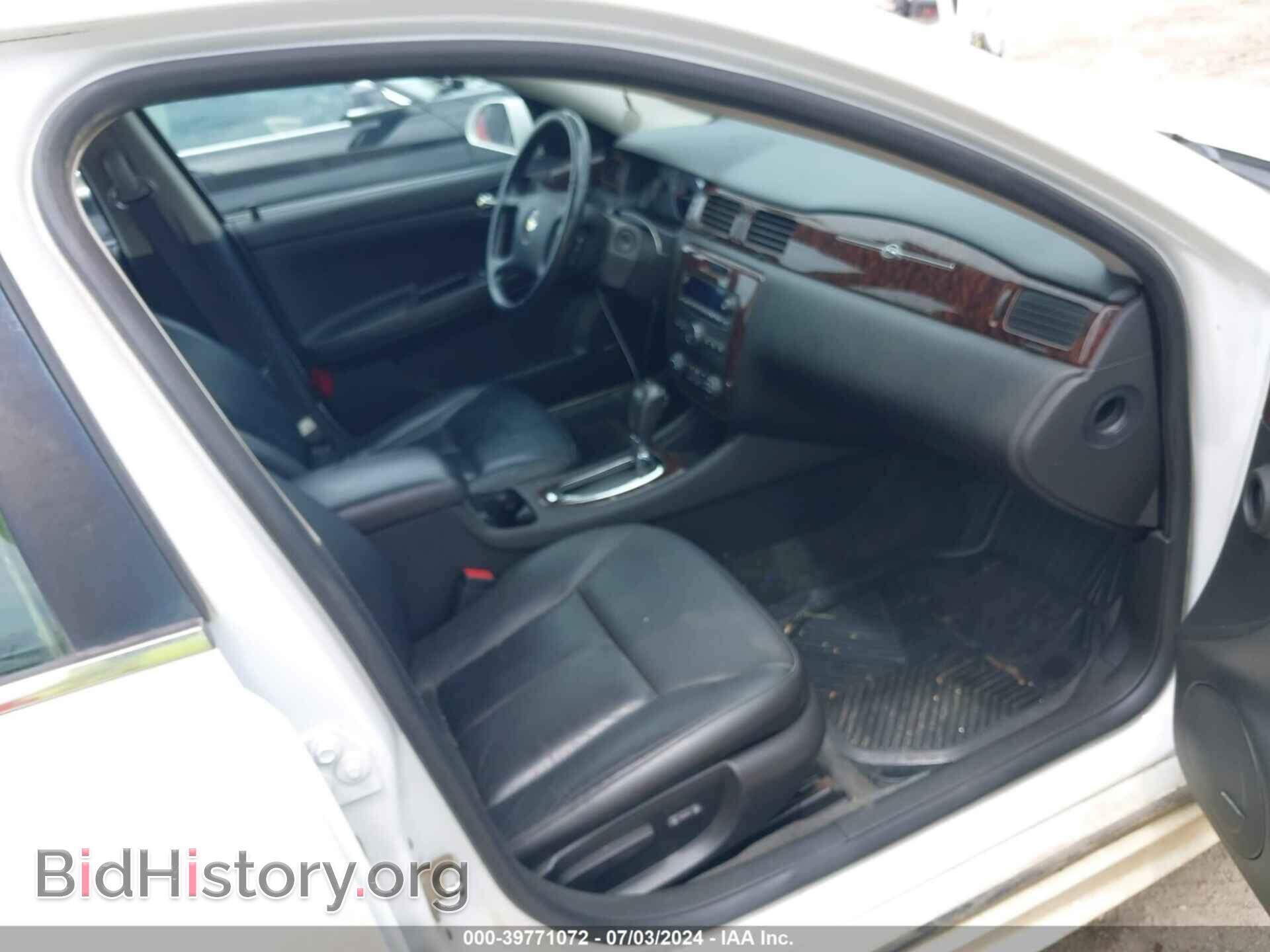 2012 CHEVROLET IMPALA - VIN: 2G1WC5E33C1182022 - Фото 5