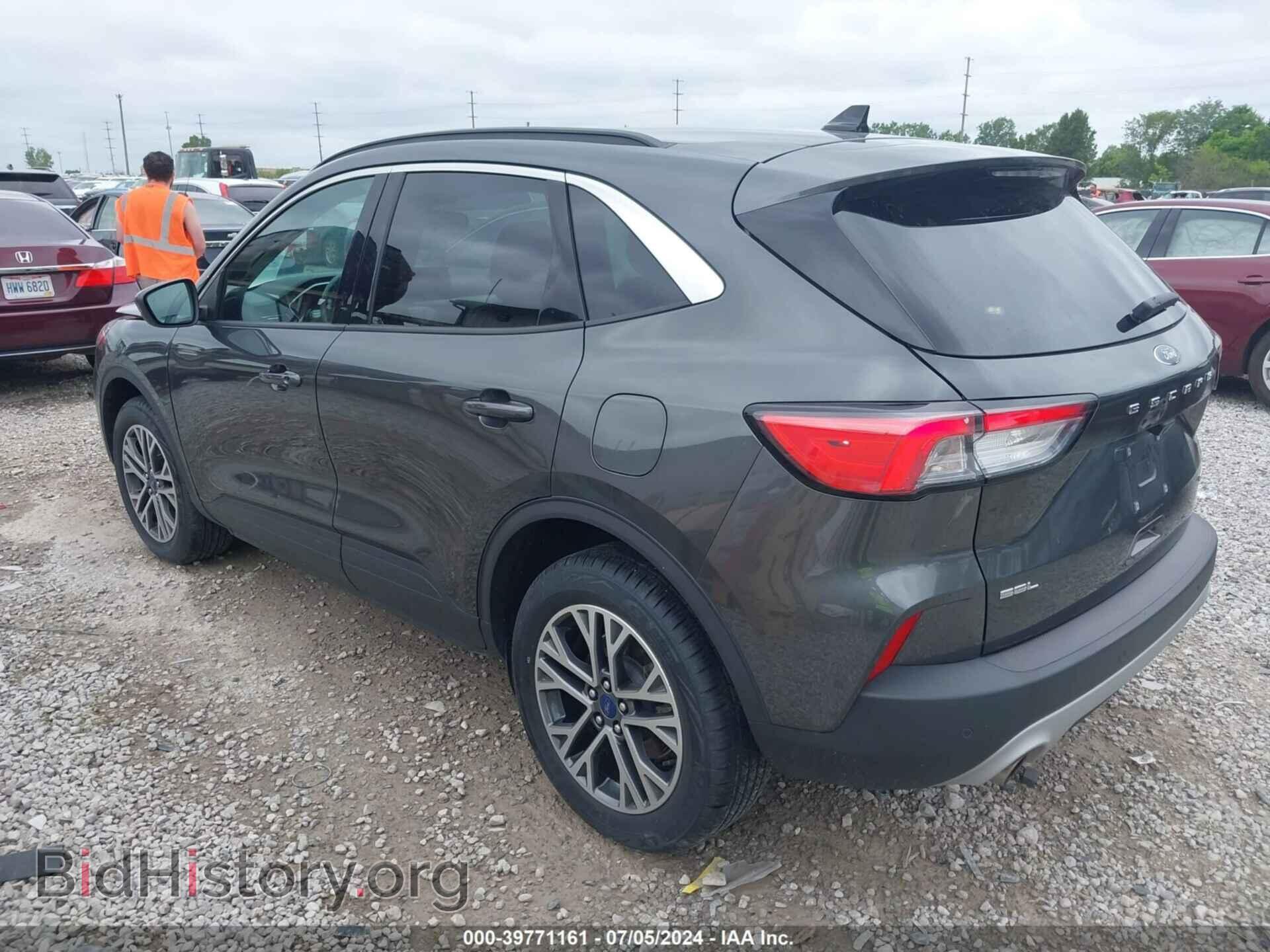 2020 FORD ESCAPE - VIN: 1FMCU9H64LUA09064 - Фото 3